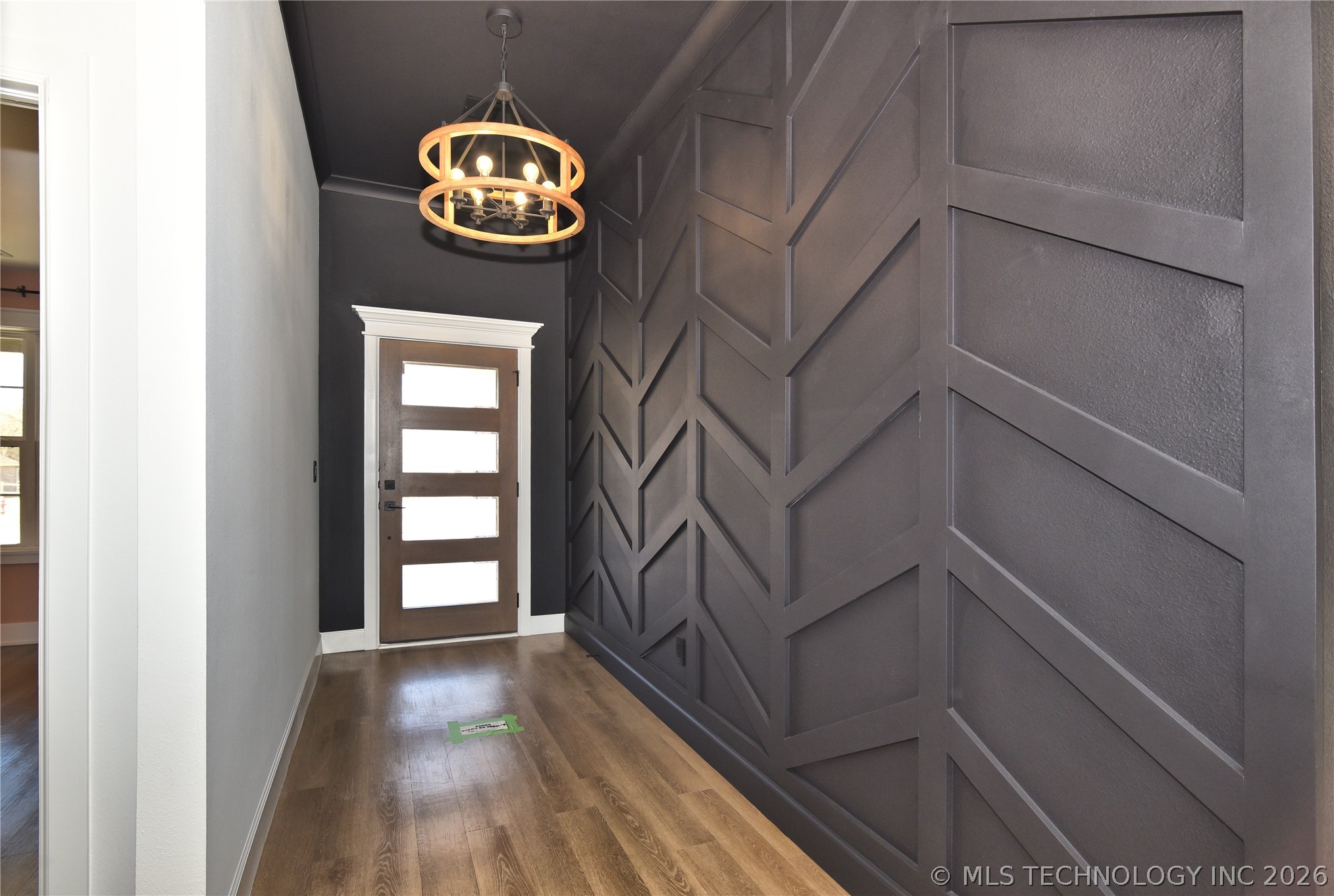 8901 N 63rd Avenue E Property Photo 4