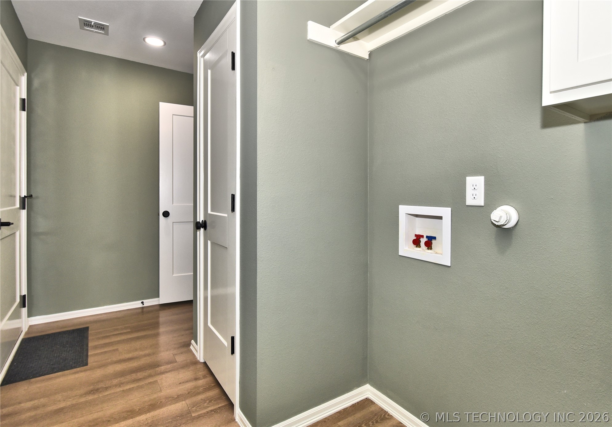 8901 N 63rd Avenue E Property Photo 19