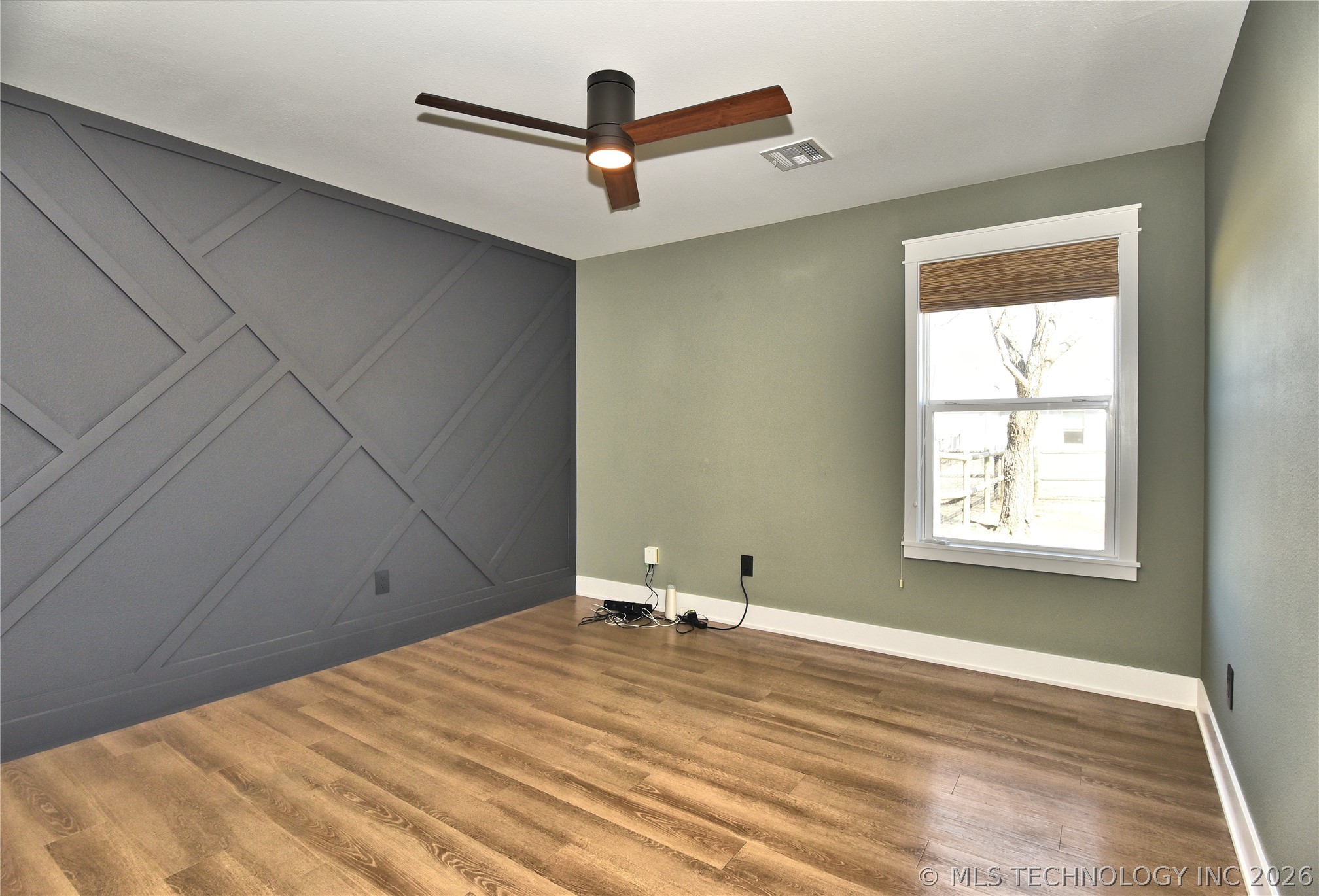 8901 N 63rd Avenue E Property Photo 20