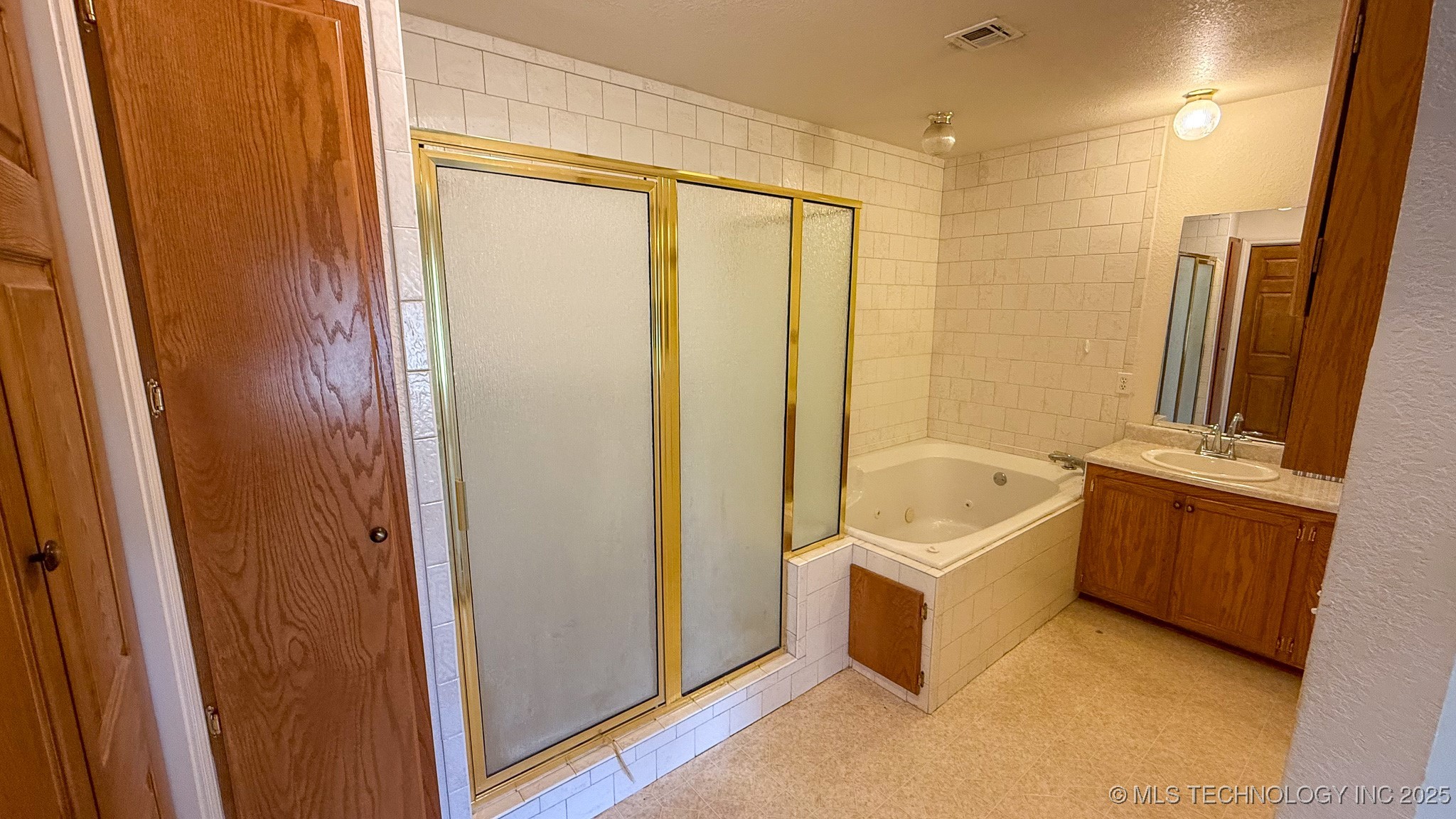 7862 E County Road 1195 Property Photo 62