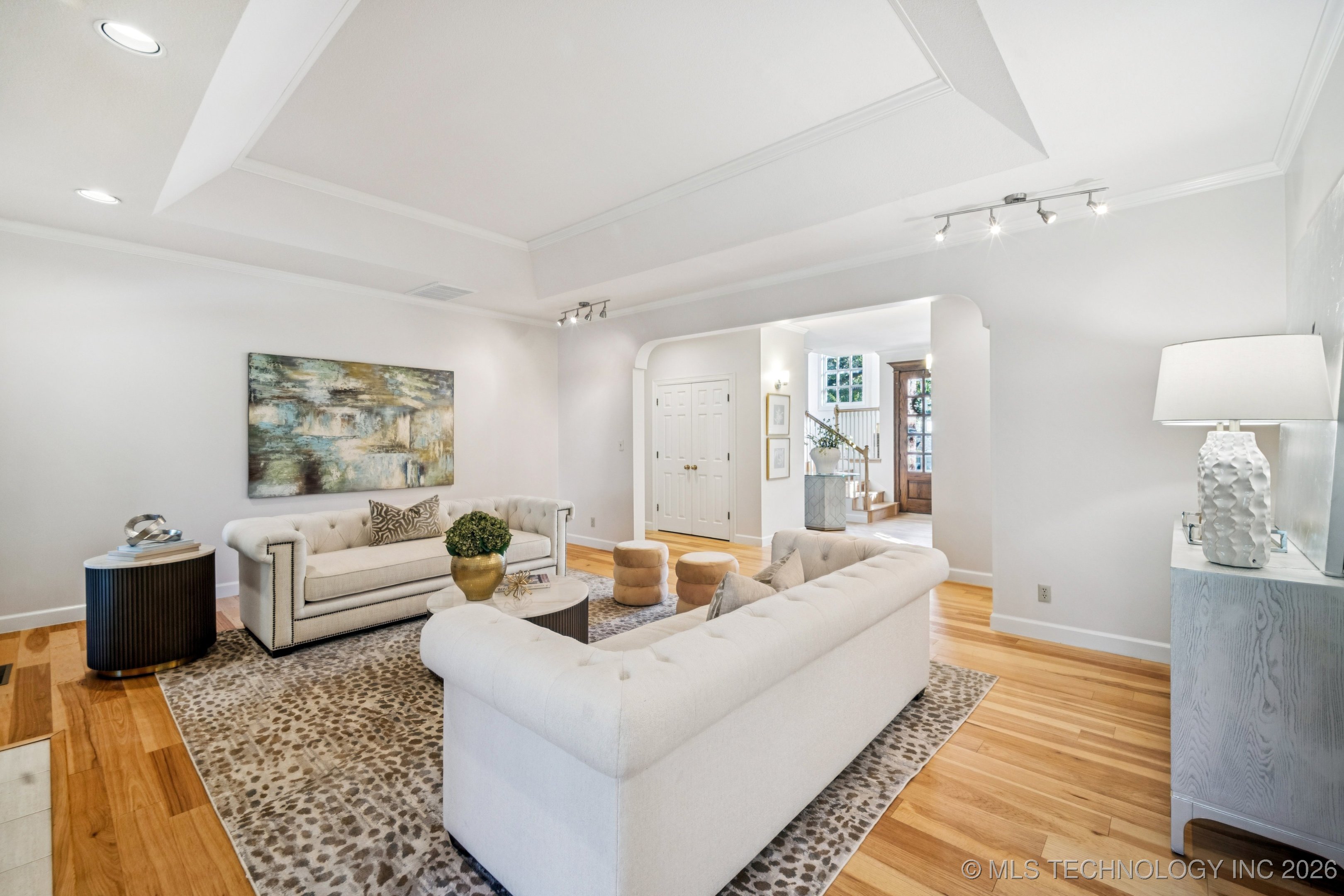 3038 S Utica Avenue Property Photo 6