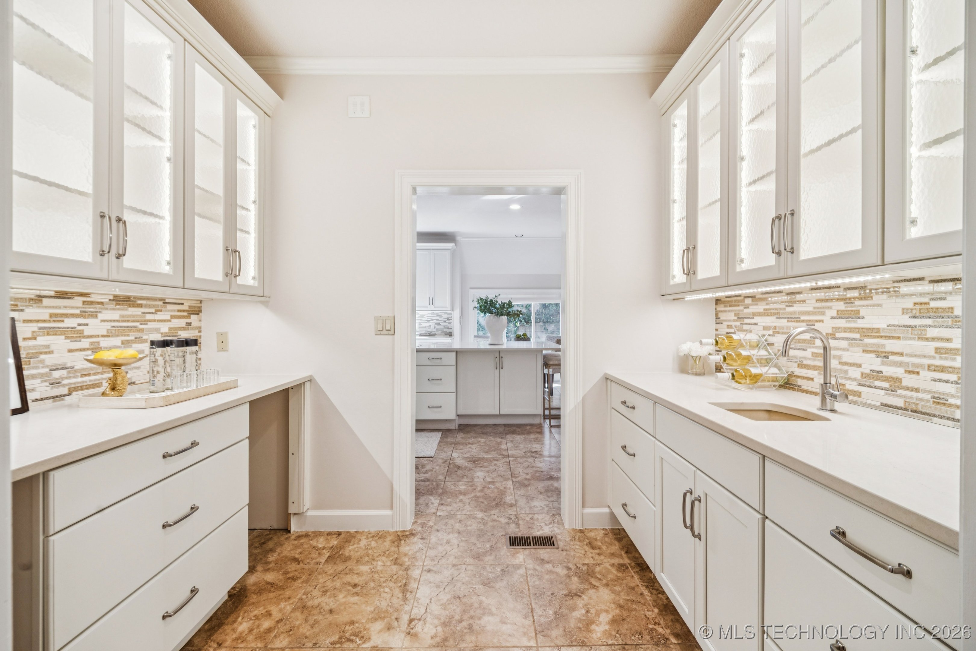 3038 S Utica Avenue Property Photo 13