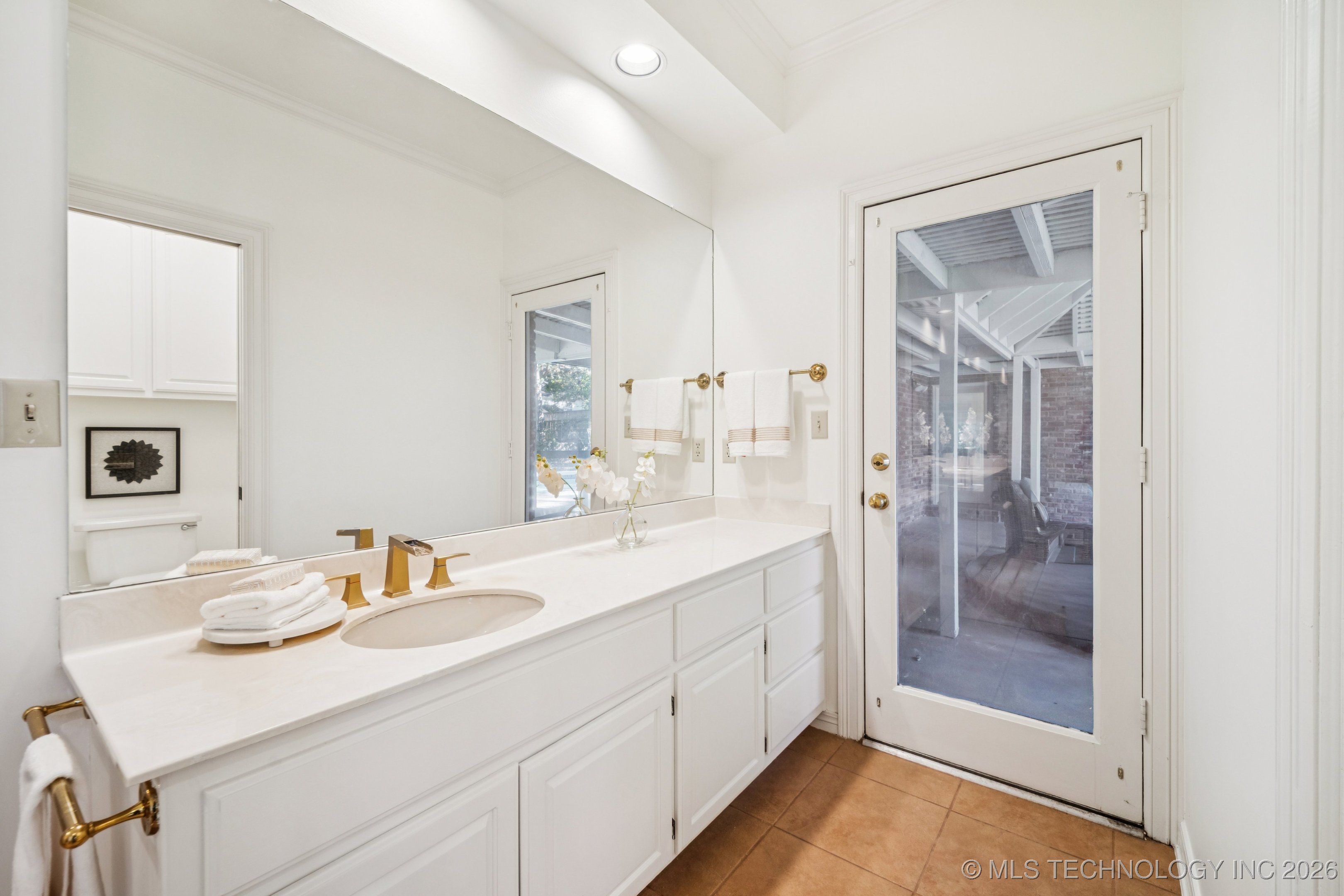 3038 S Utica Avenue Property Photo 22