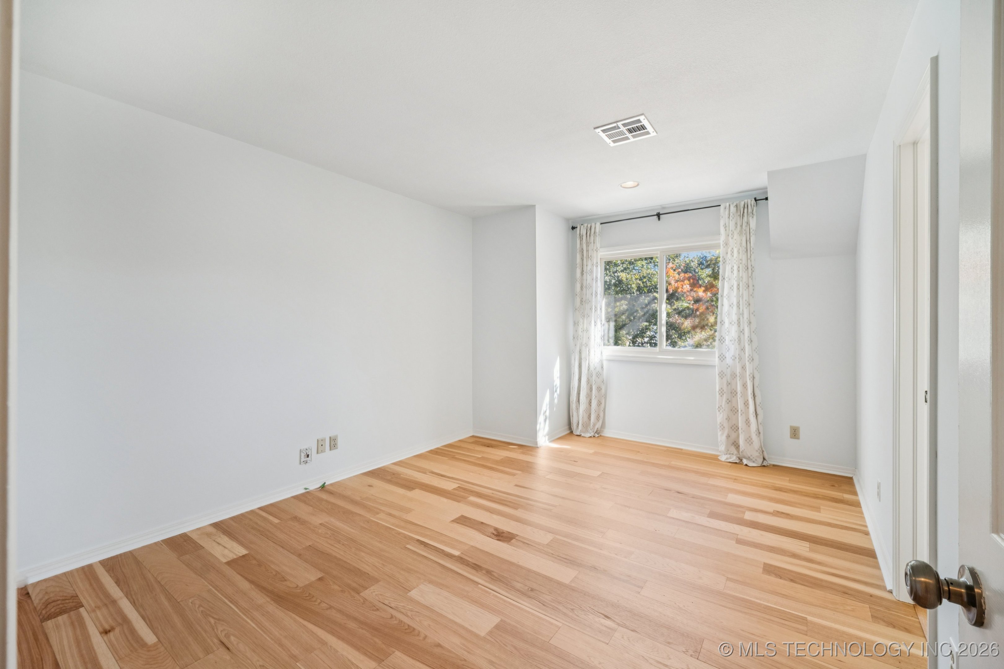 3038 S Utica Avenue Property Photo 28