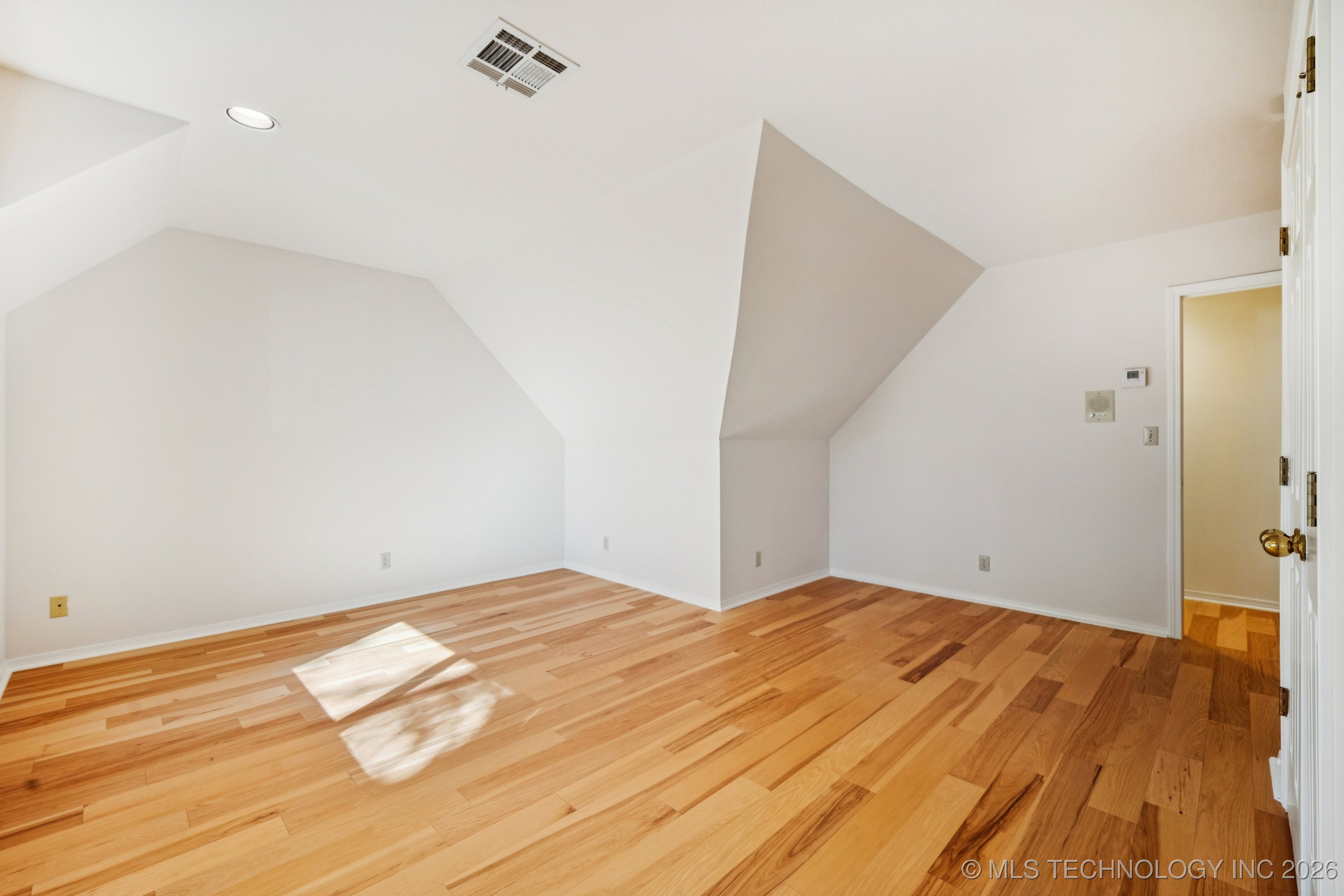 3038 S Utica Avenue Property Photo 34