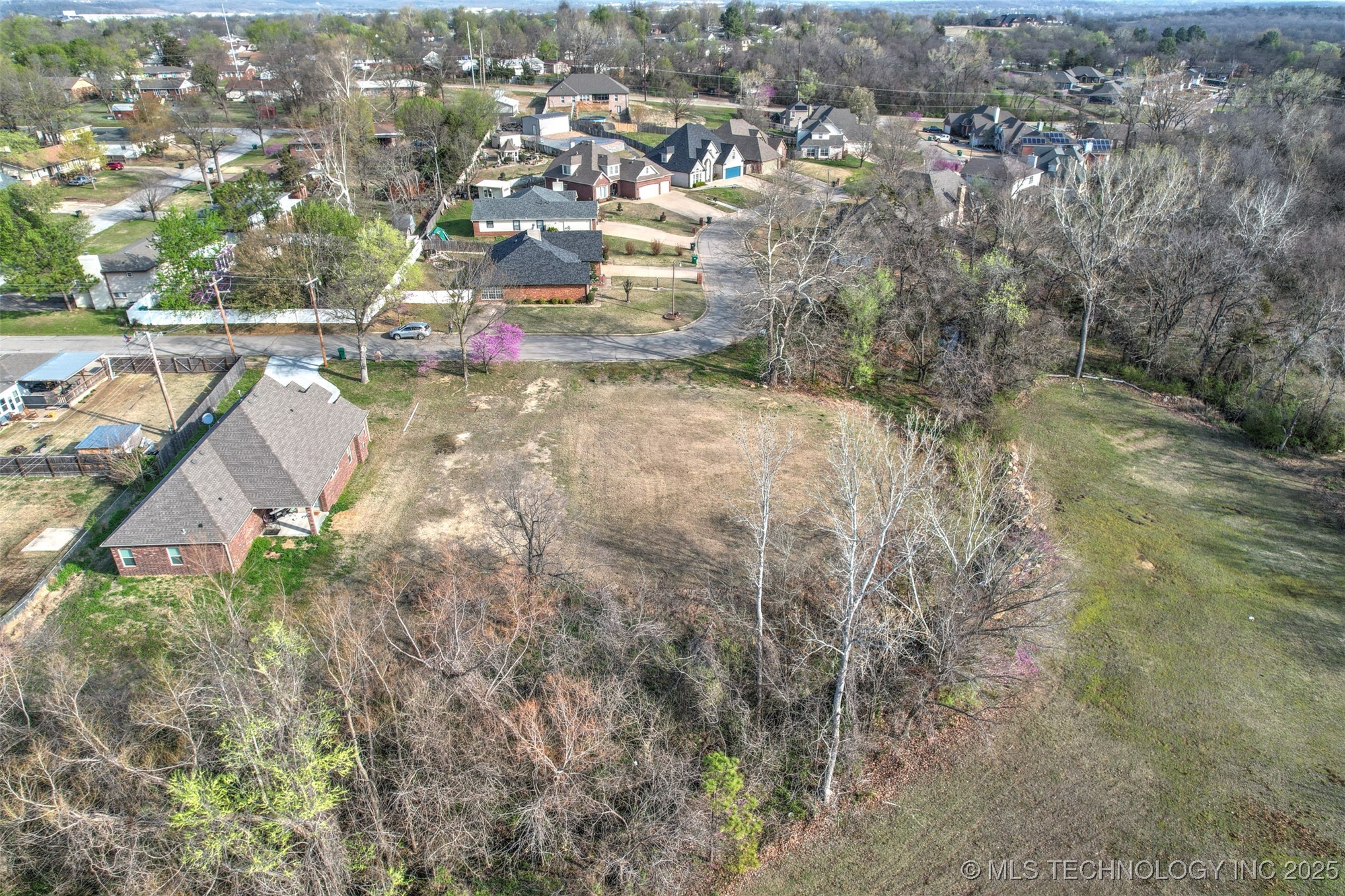 103 Woodview Lane Property Photo 7