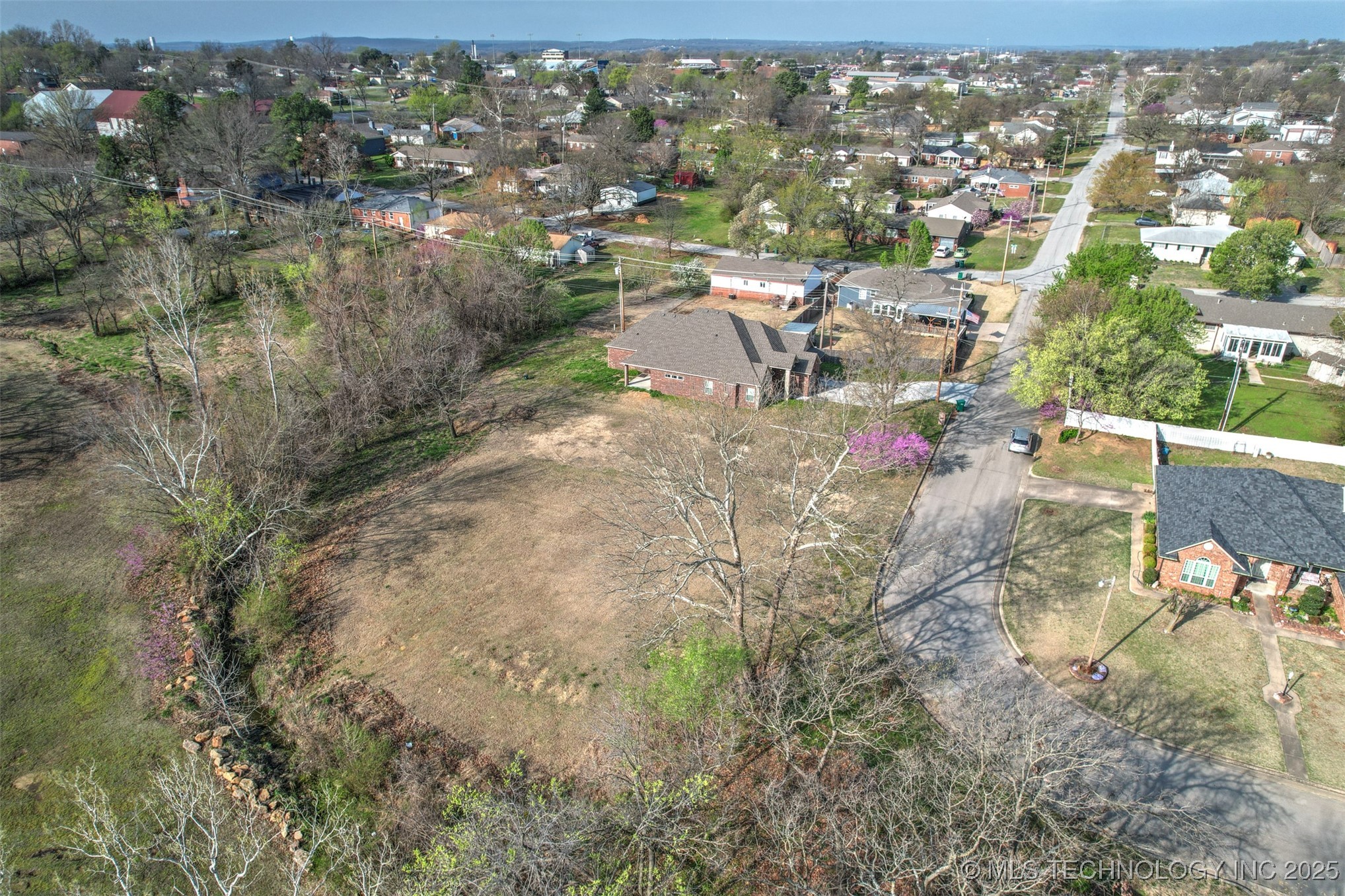 103 Woodview Lane Property Photo 11