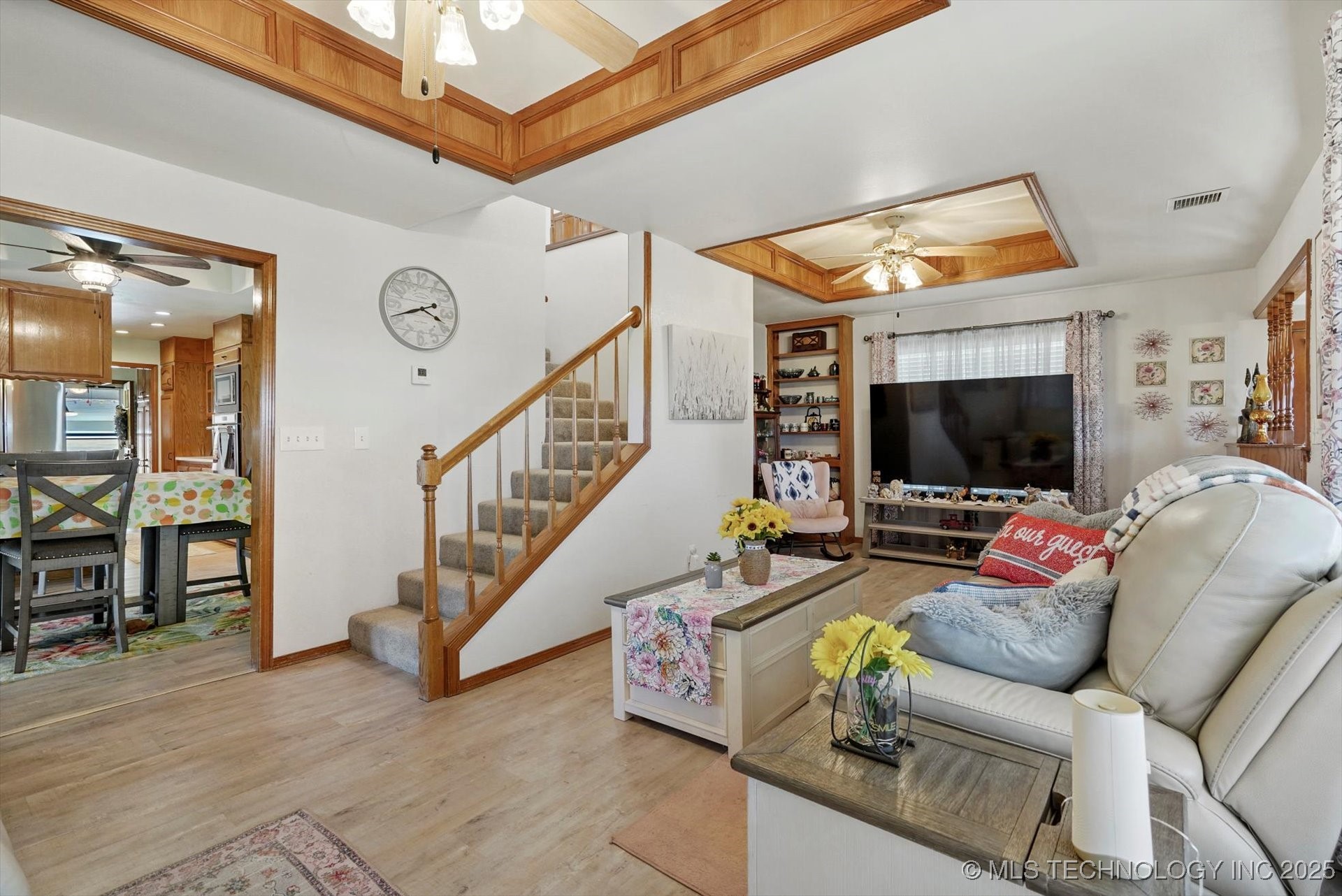 10495 S 426 Road Property Photo 8