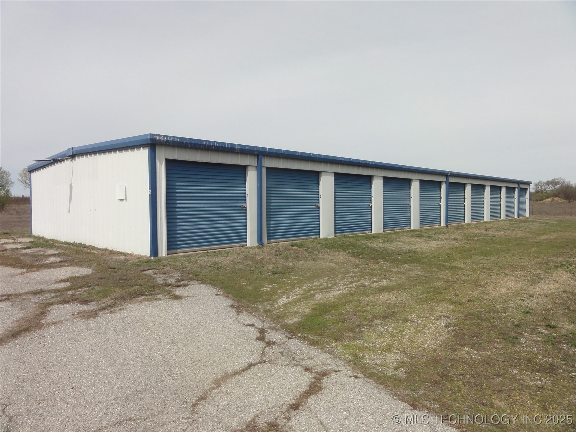 13177 State Highway 10 Property Photo 2