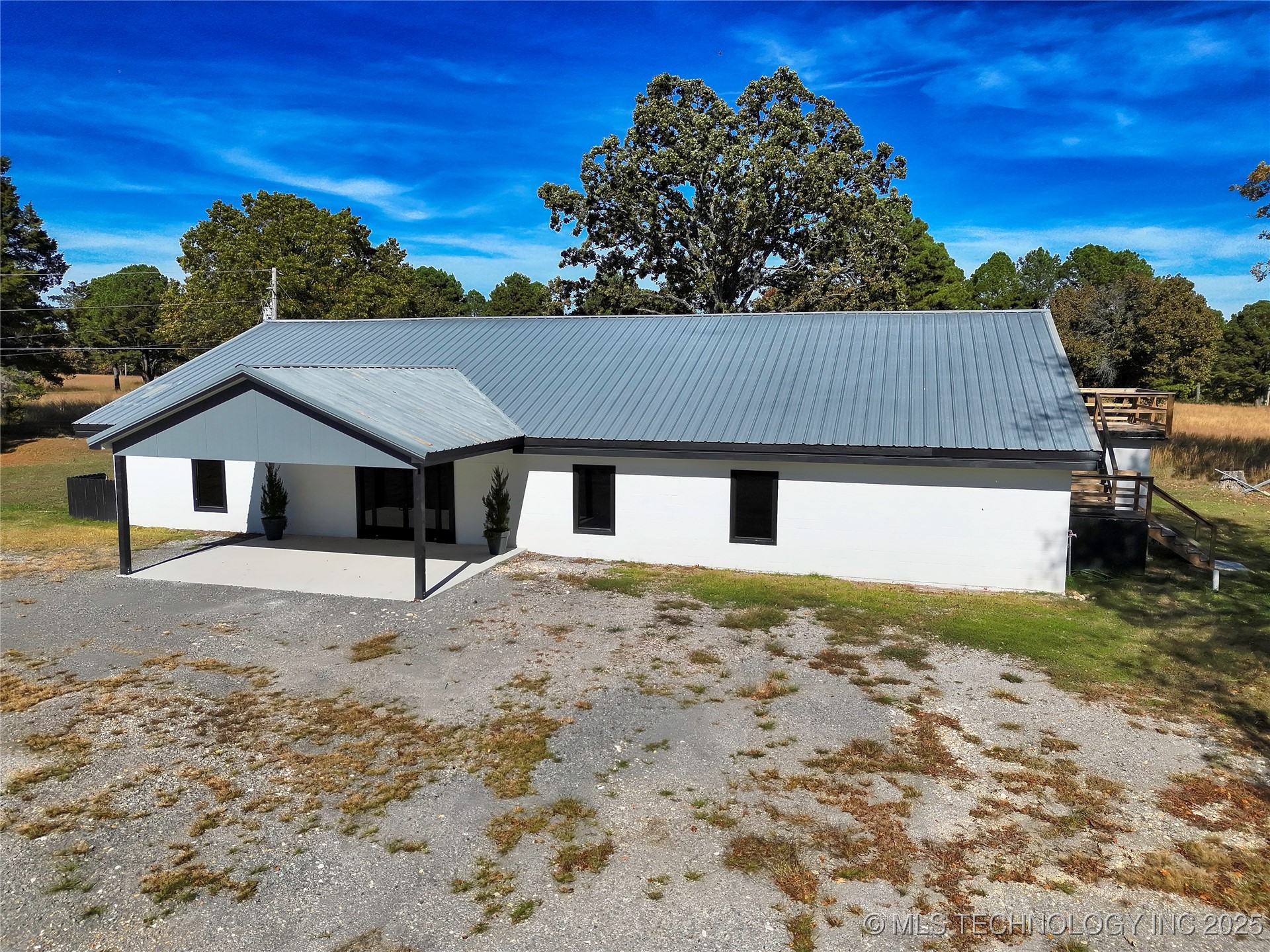 1390 N Legion Drive Property Photo 1