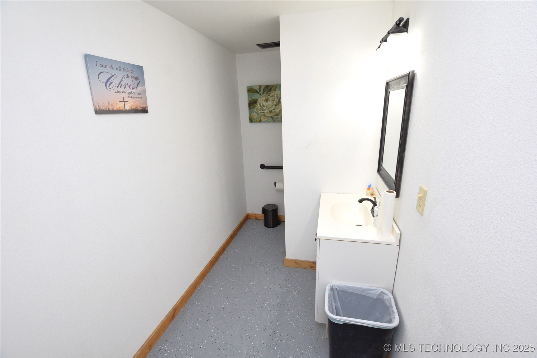 1390 N Legion Drive Property Photo 41