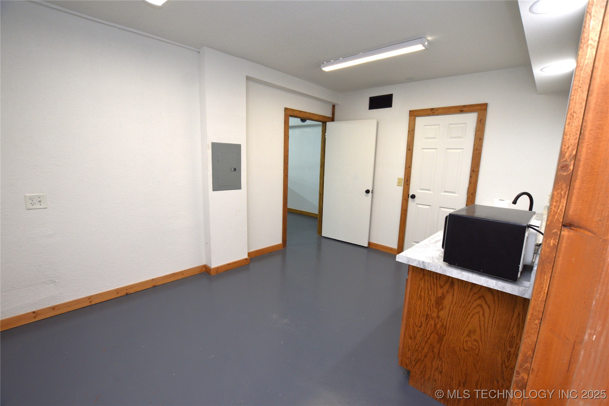 1390 N Legion Drive Property Photo 45