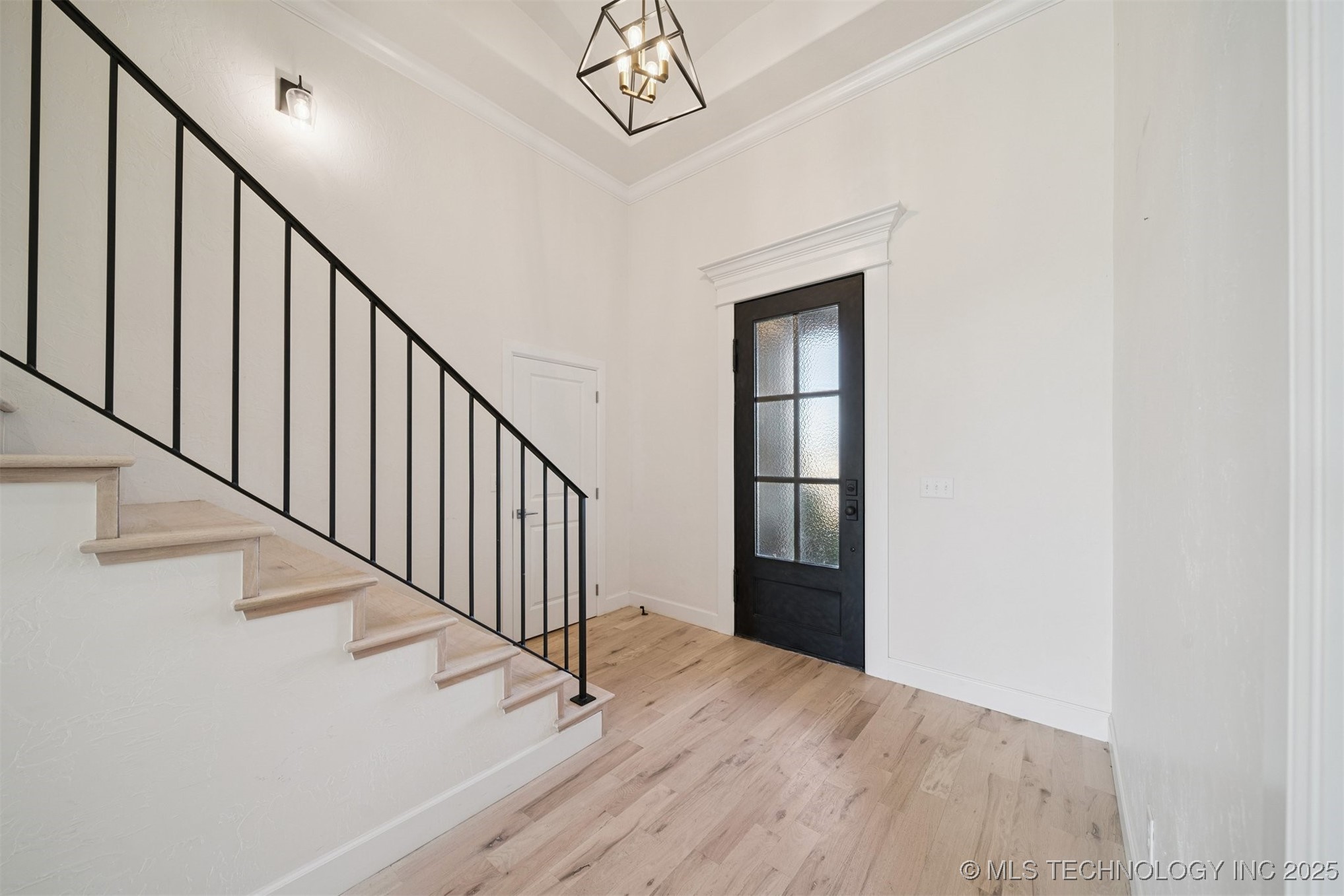 6131 N Creekwood Drive Property Photo 5