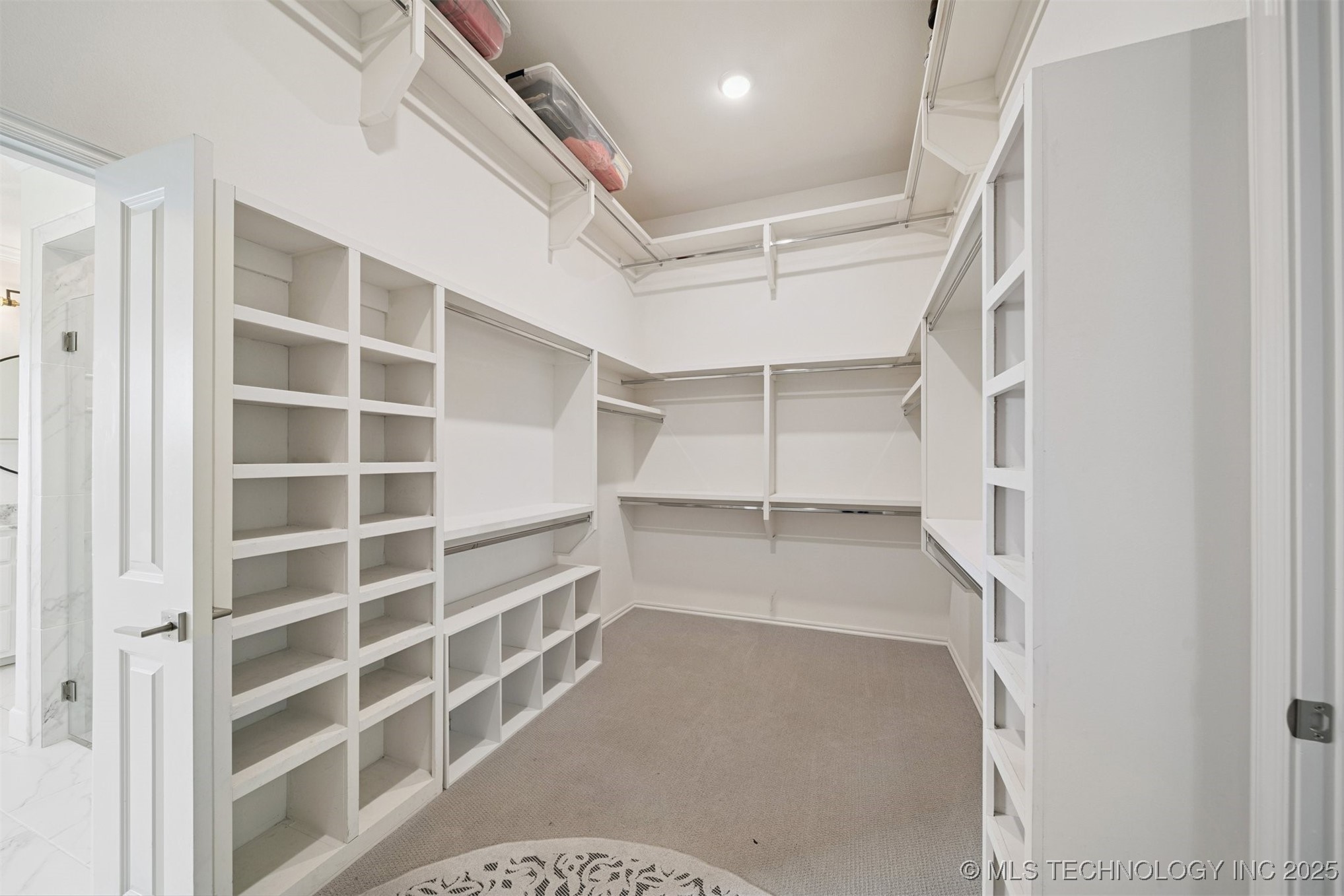 6131 N Creekwood Drive Property Photo 31