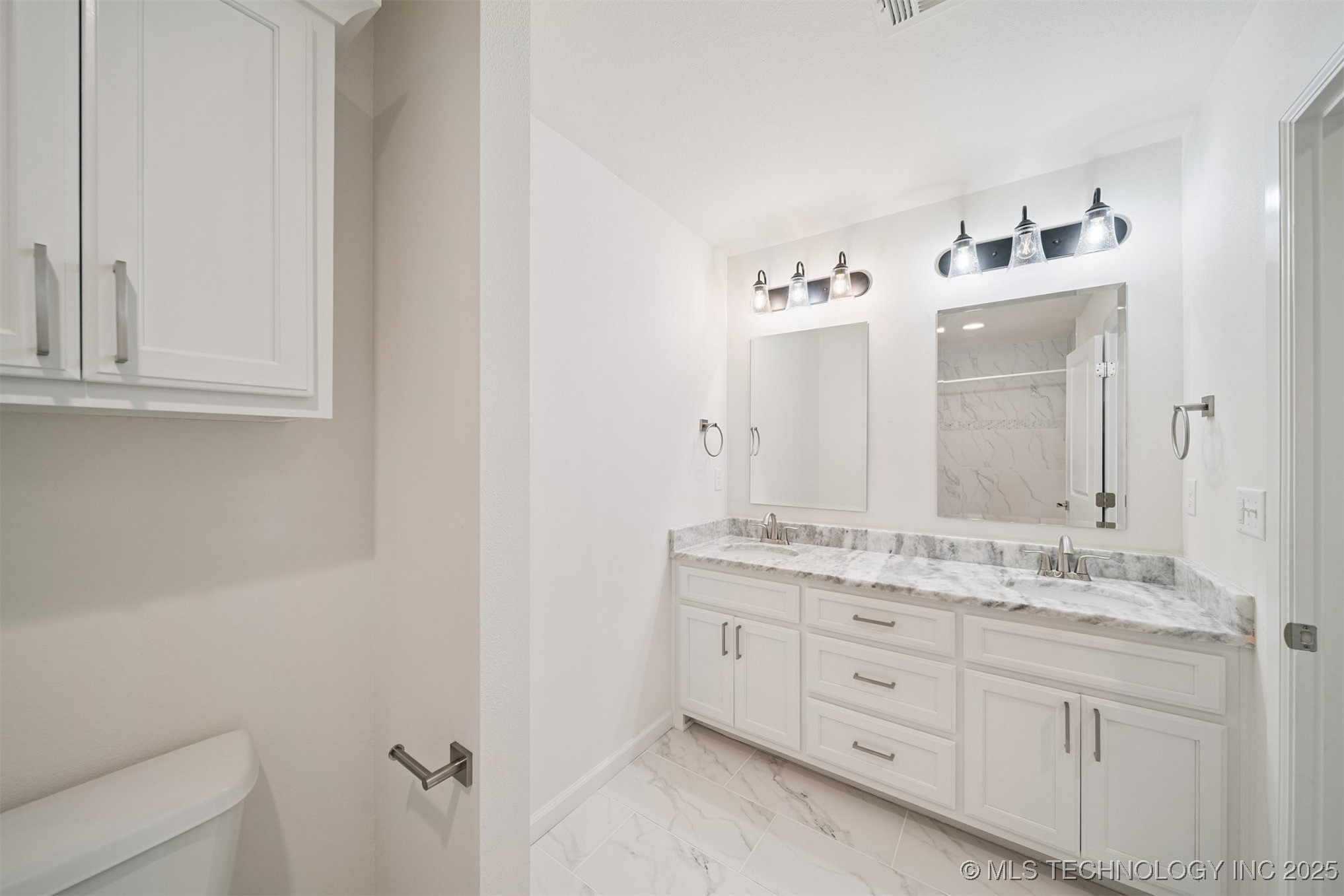 6131 N Creekwood Drive Property Photo 41