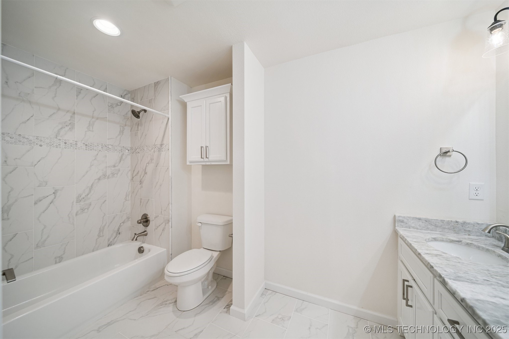 6131 N Creekwood Drive Property Photo 42