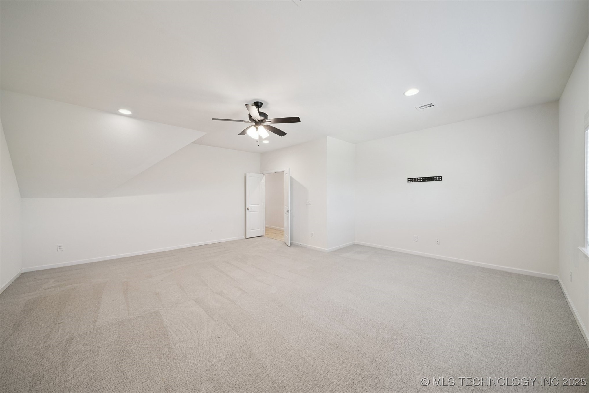 6131 N Creekwood Drive Property Photo 46