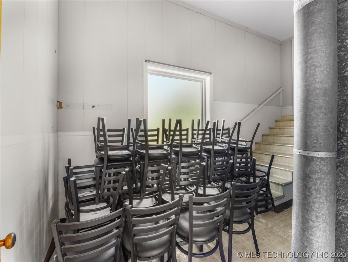 506 S Broadway Street Property Photo 27