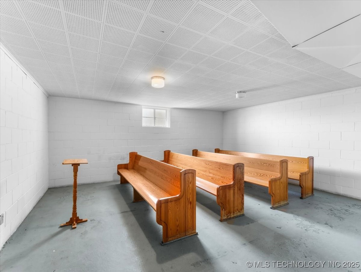 506 S Broadway Street Property Photo 34