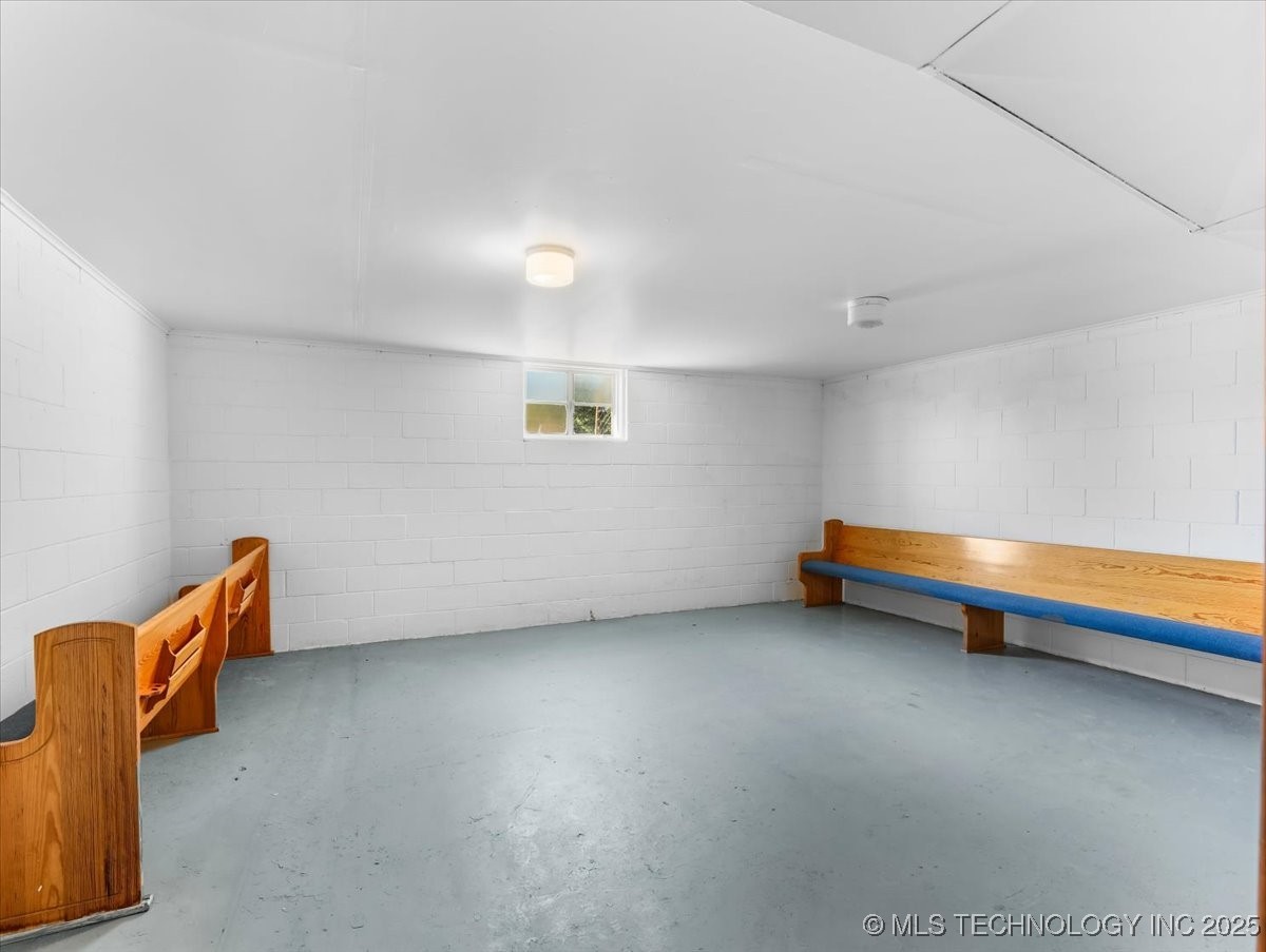 506 S Broadway Street Property Photo 36