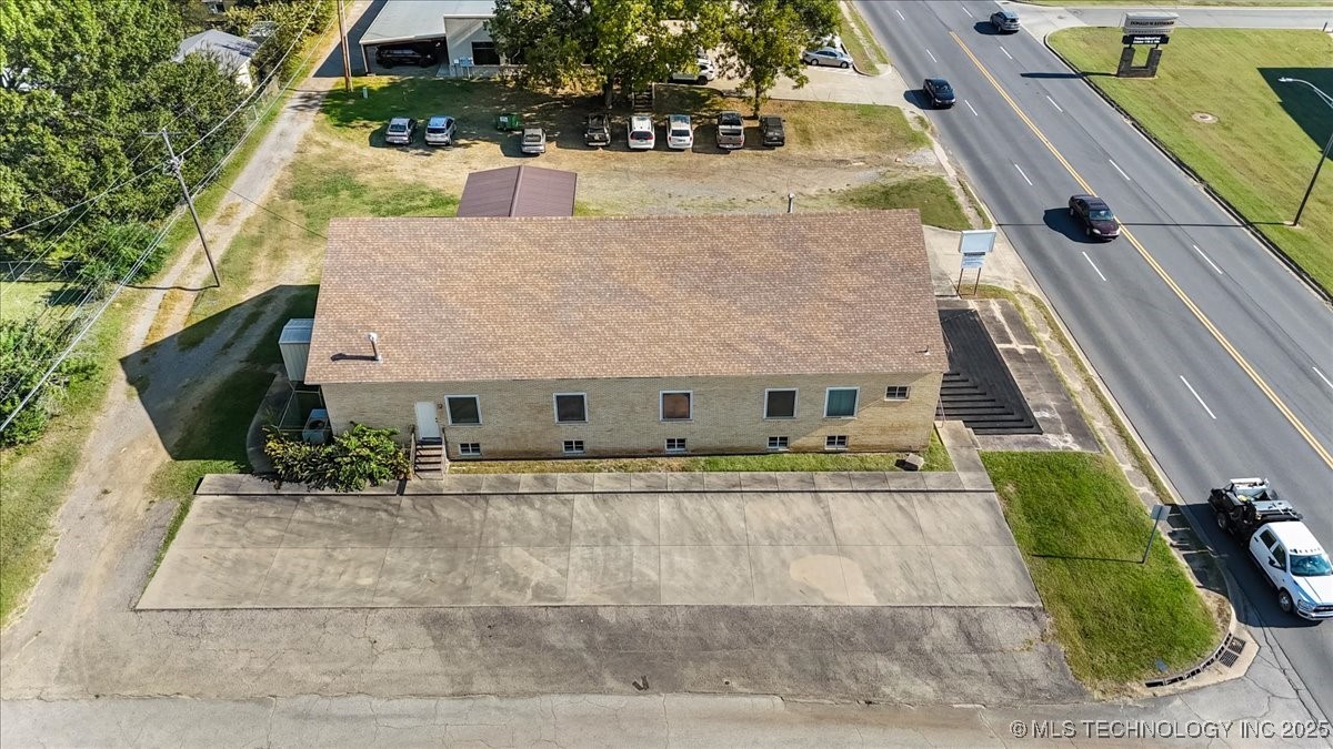 506 S Broadway Street Property Photo 46