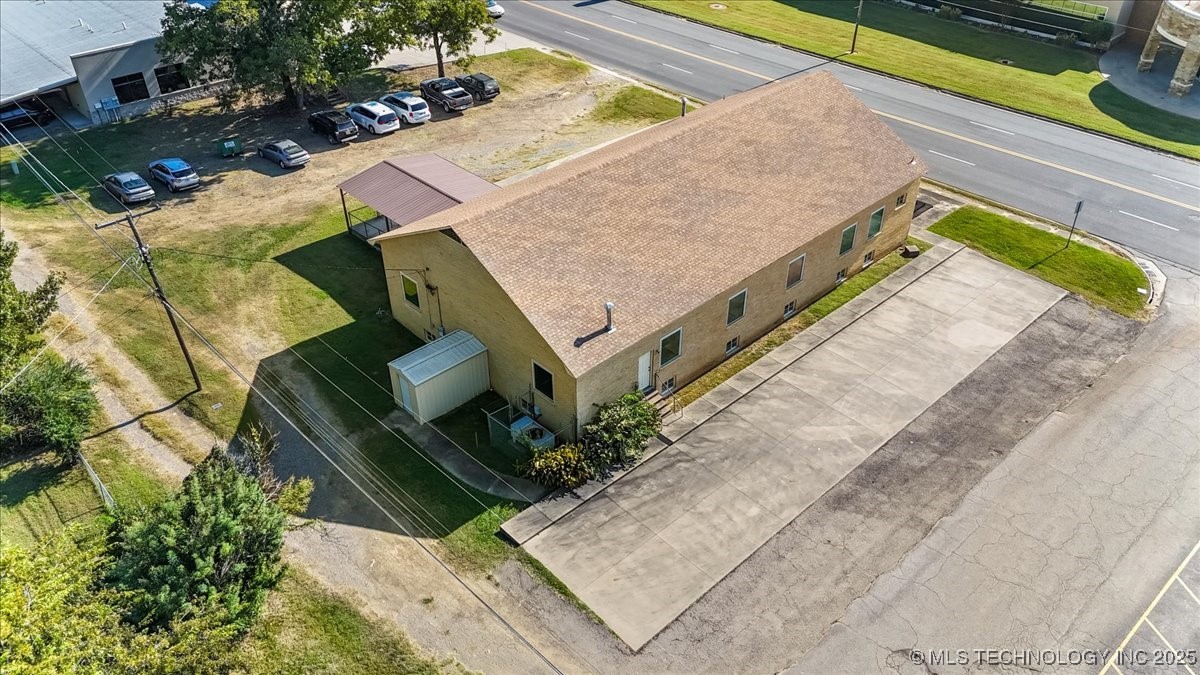 506 S Broadway Street Property Photo 47