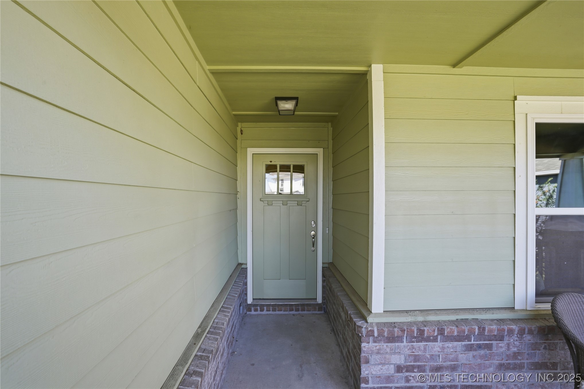 738 W 54th Street S Property Photo 7