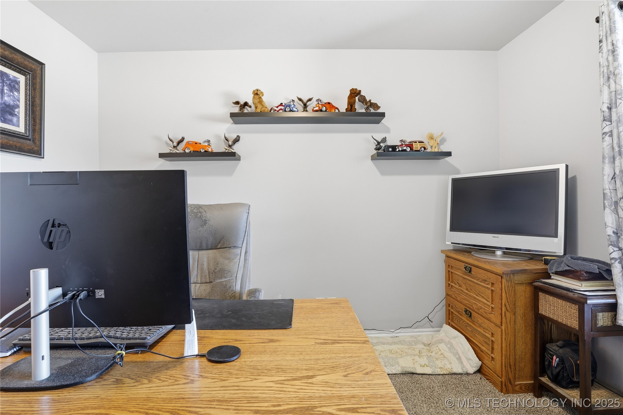 738 W 54th Street S Property Photo 8