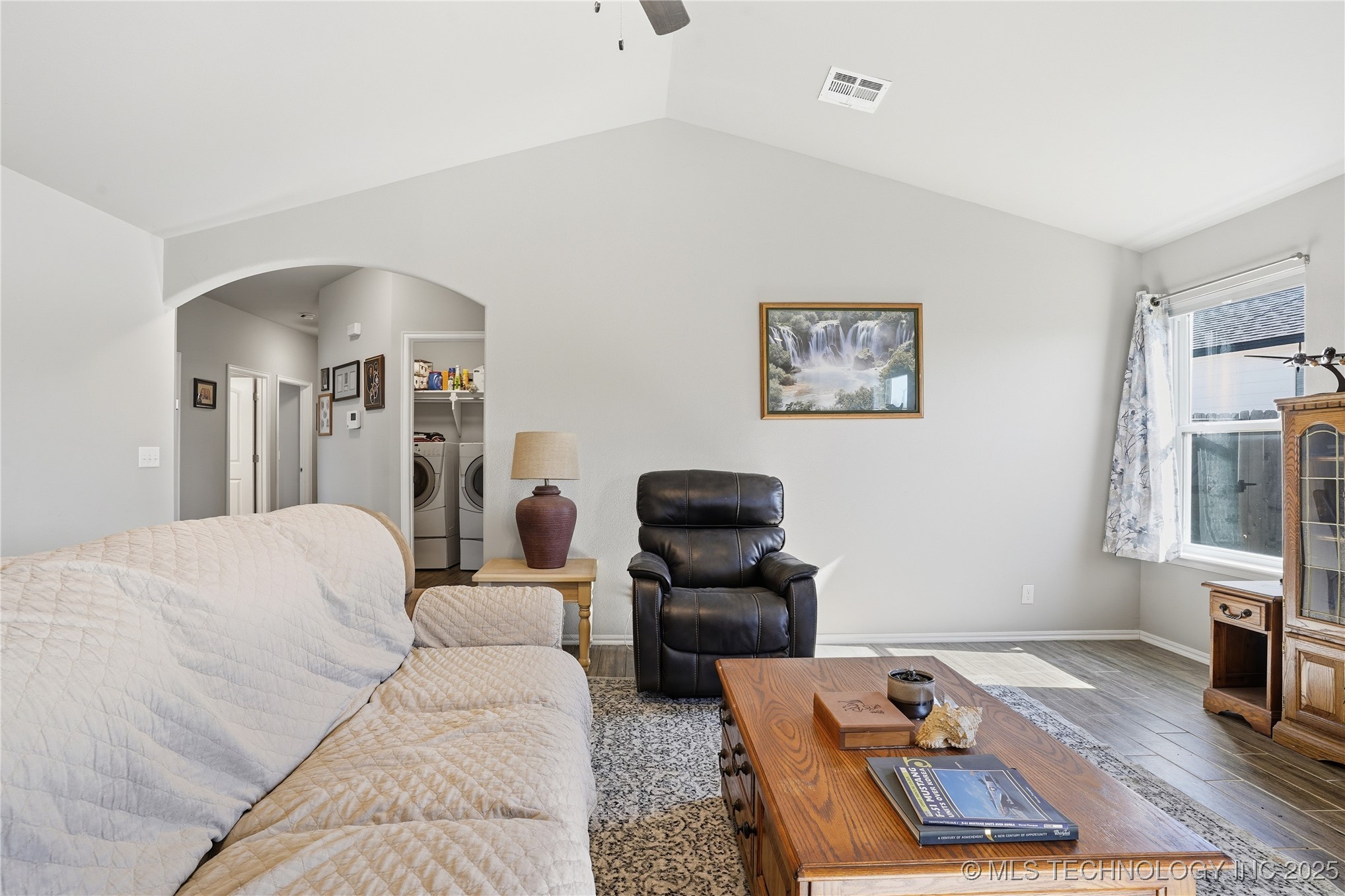 738 W 54th Street S Property Photo 11