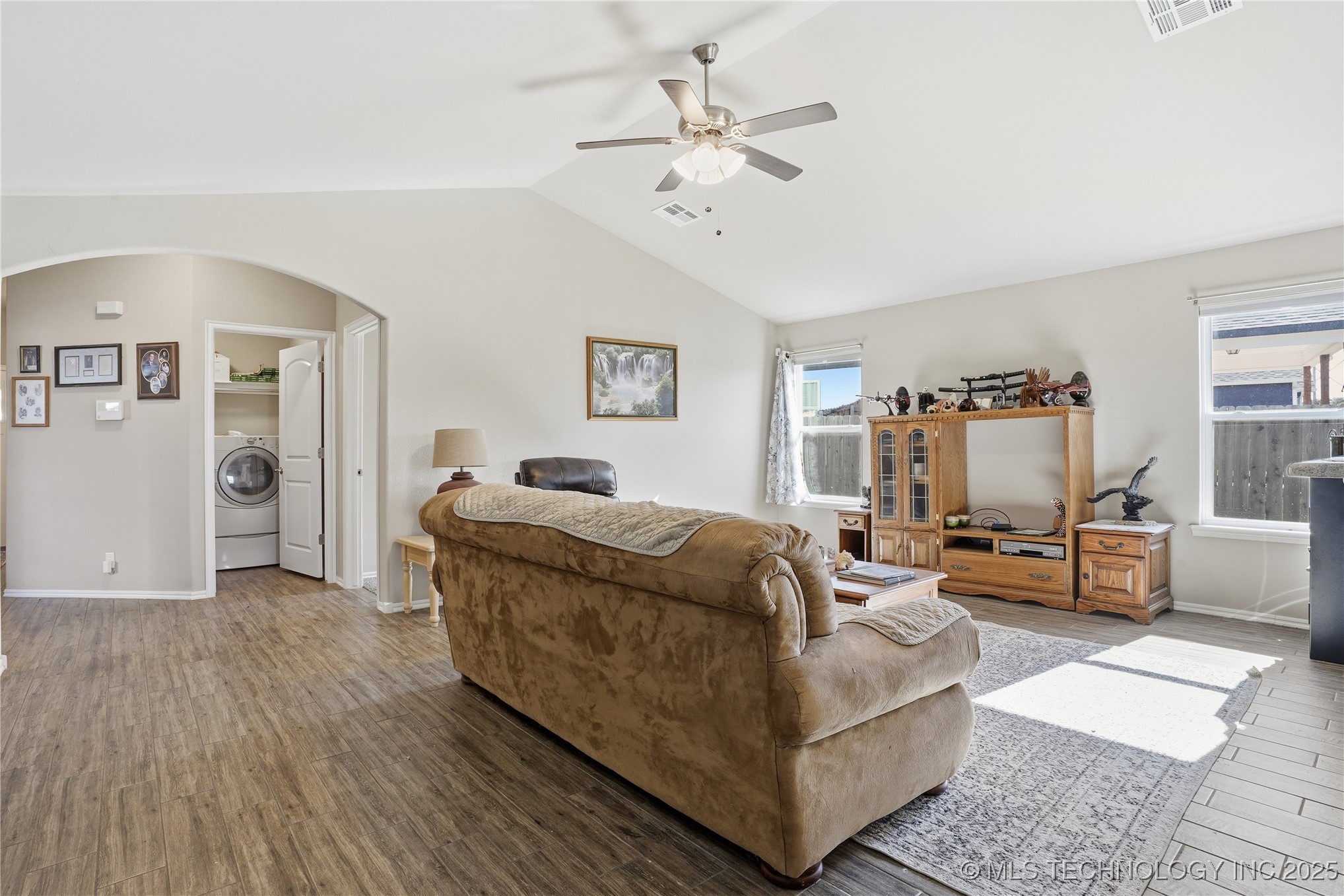 738 W 54th Street S Property Photo 15