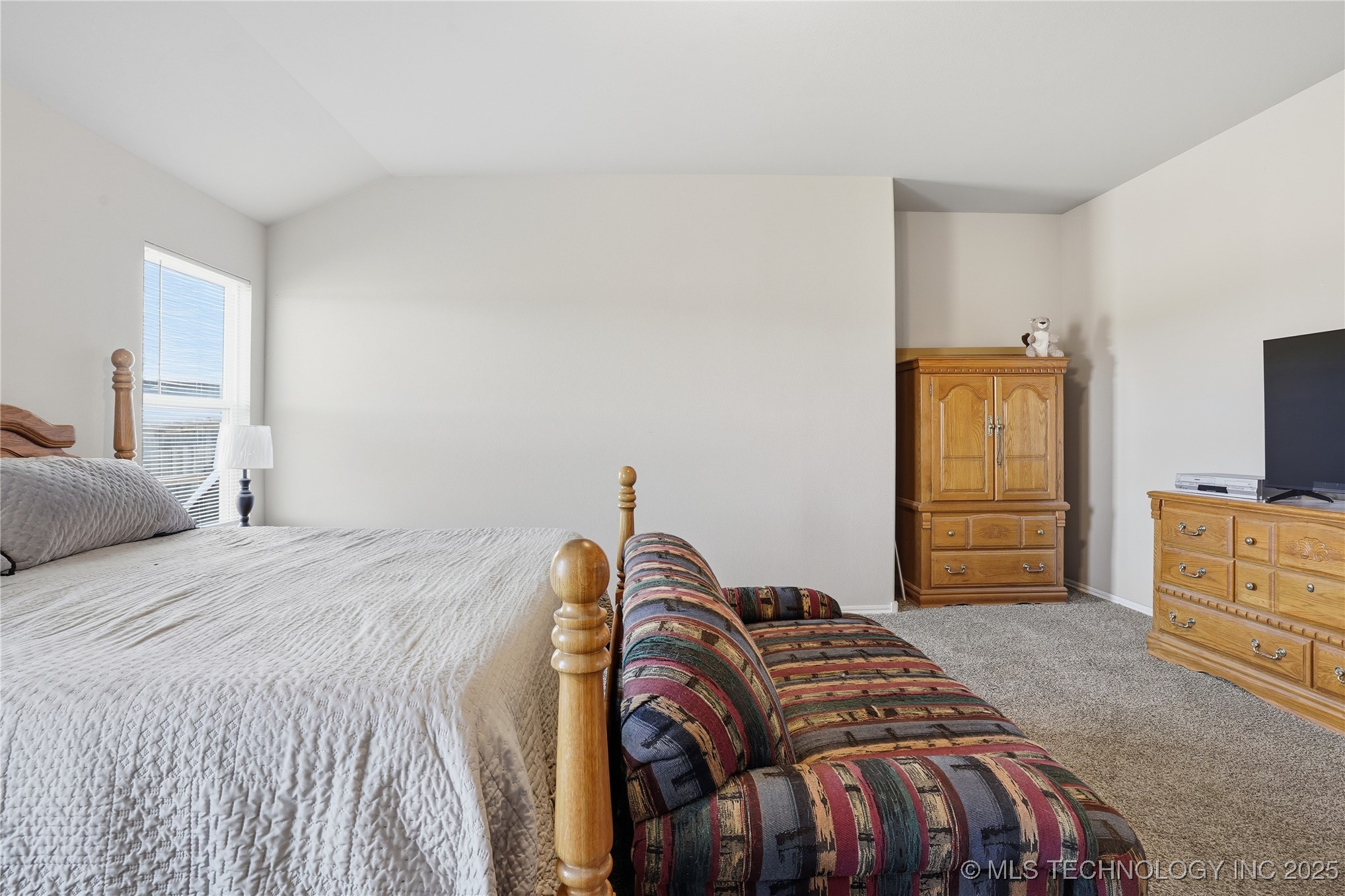 738 W 54th Street S Property Photo 22