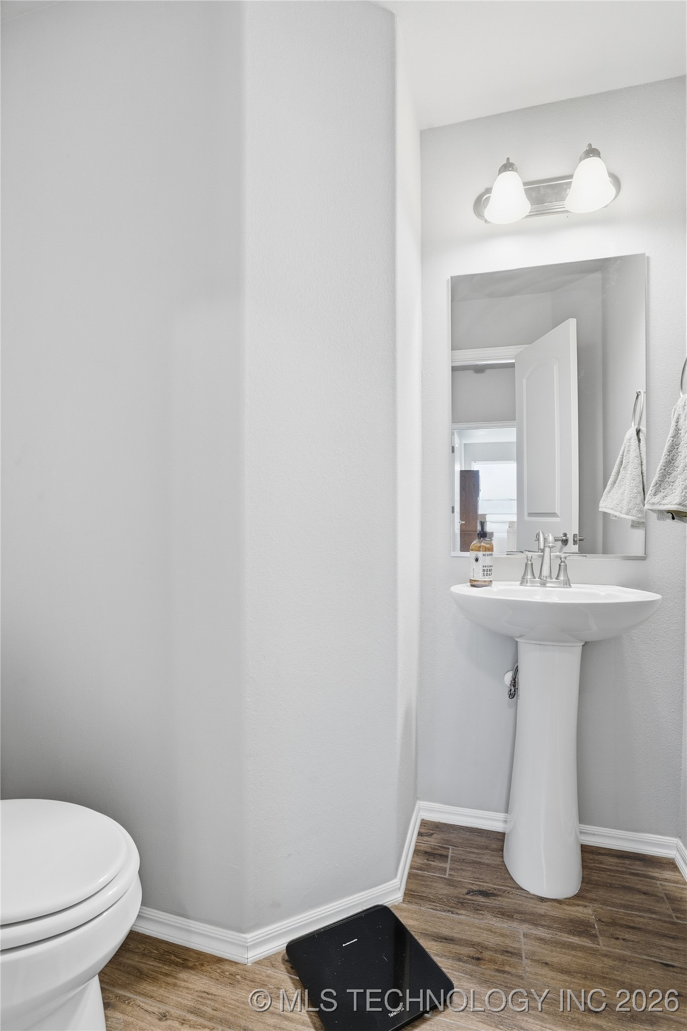 738 W 54th Street S Property Photo 33