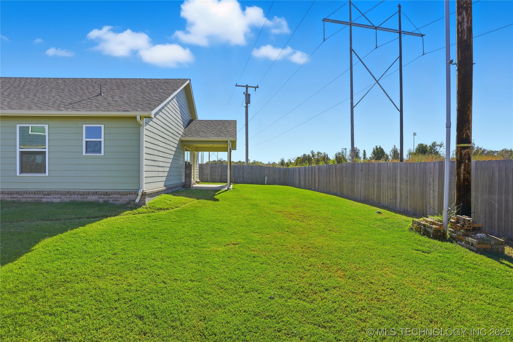 738 W 54th Street S Property Photo 41