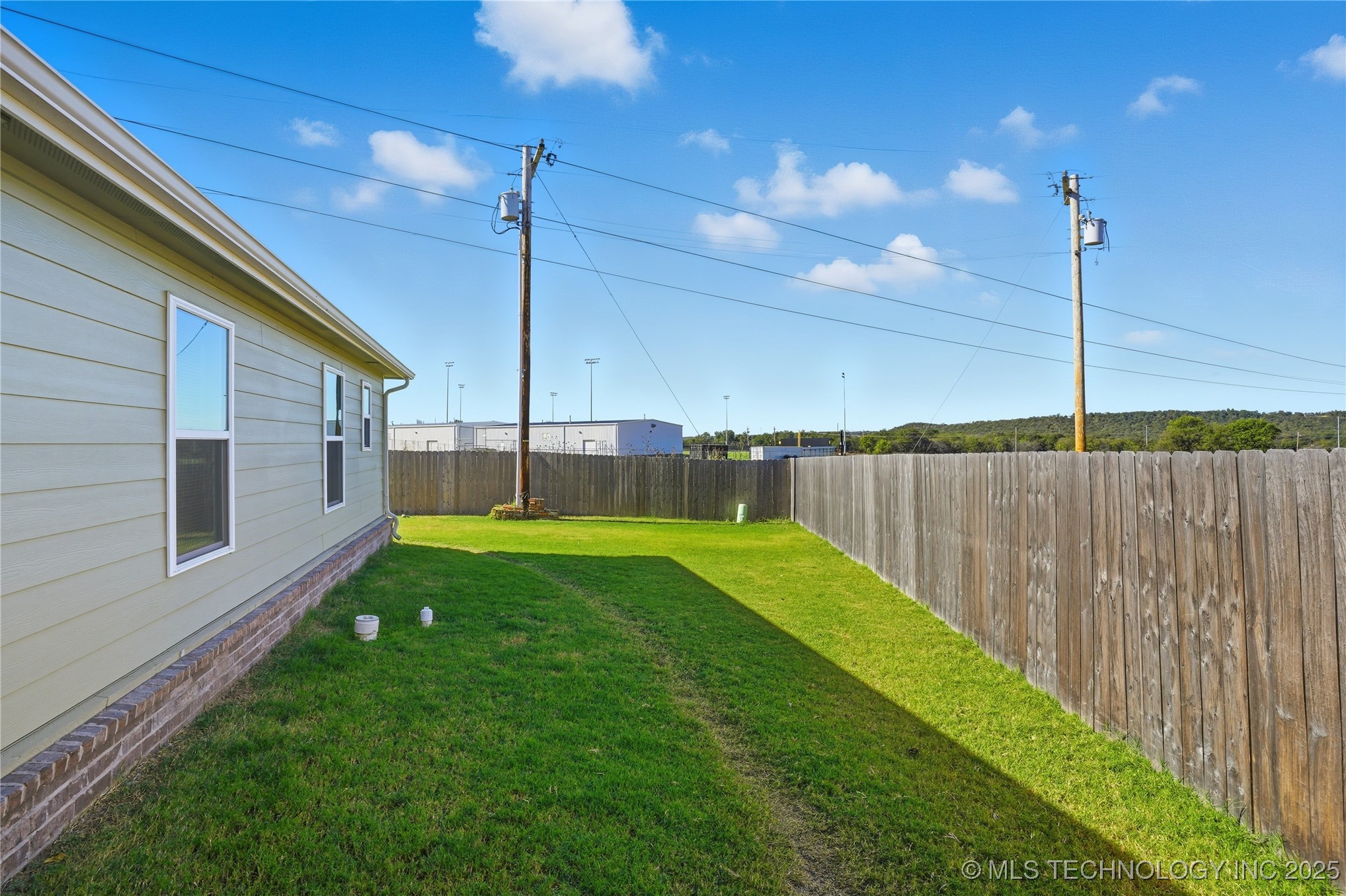 738 W 54th Street S Property Photo 42