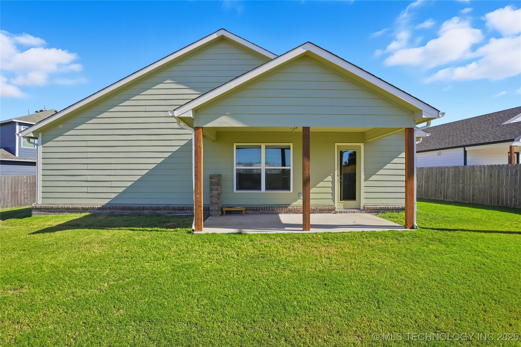 738 W 54th Street S Property Photo 43