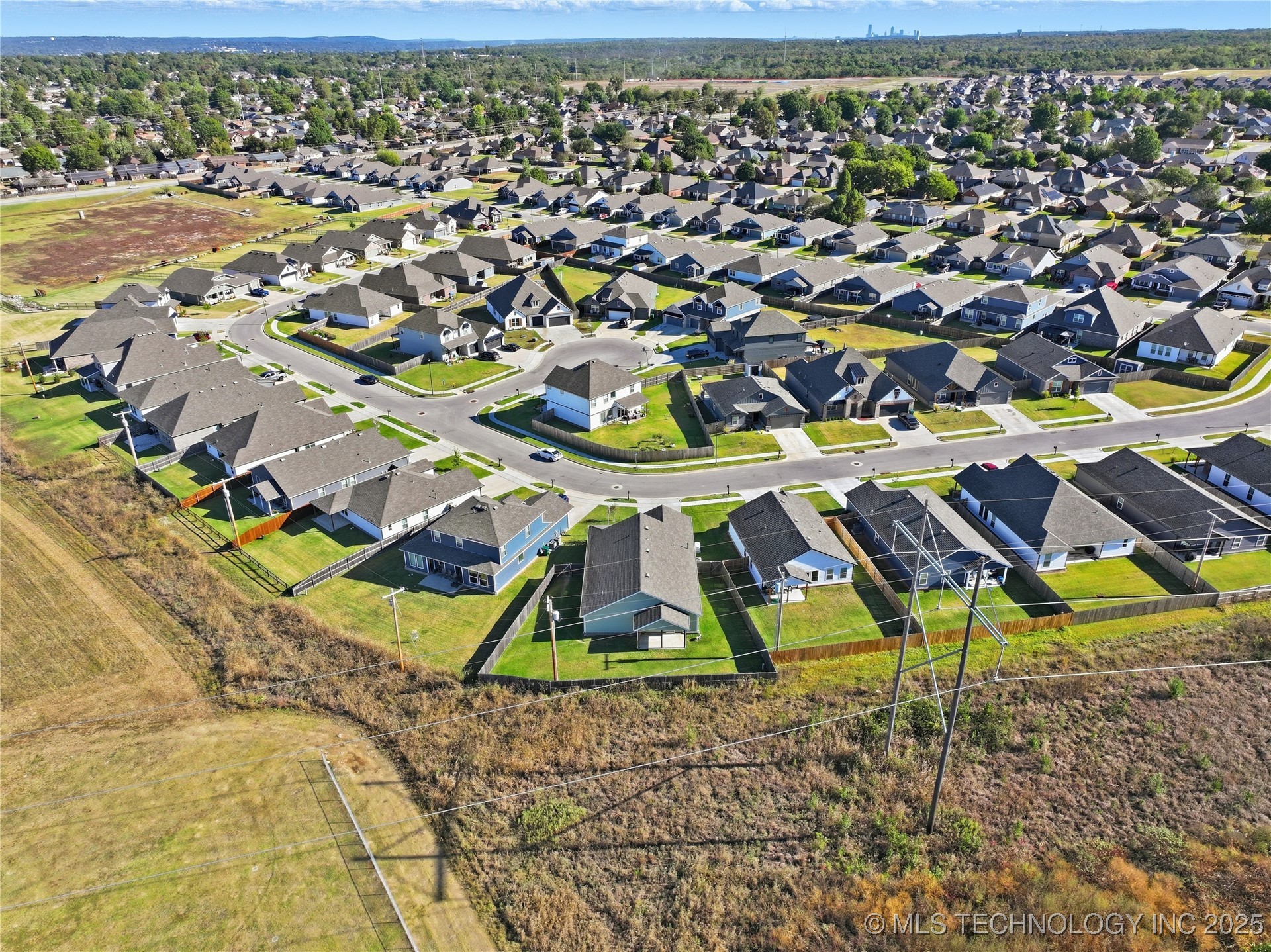 738 W 54th Street S Property Photo 48