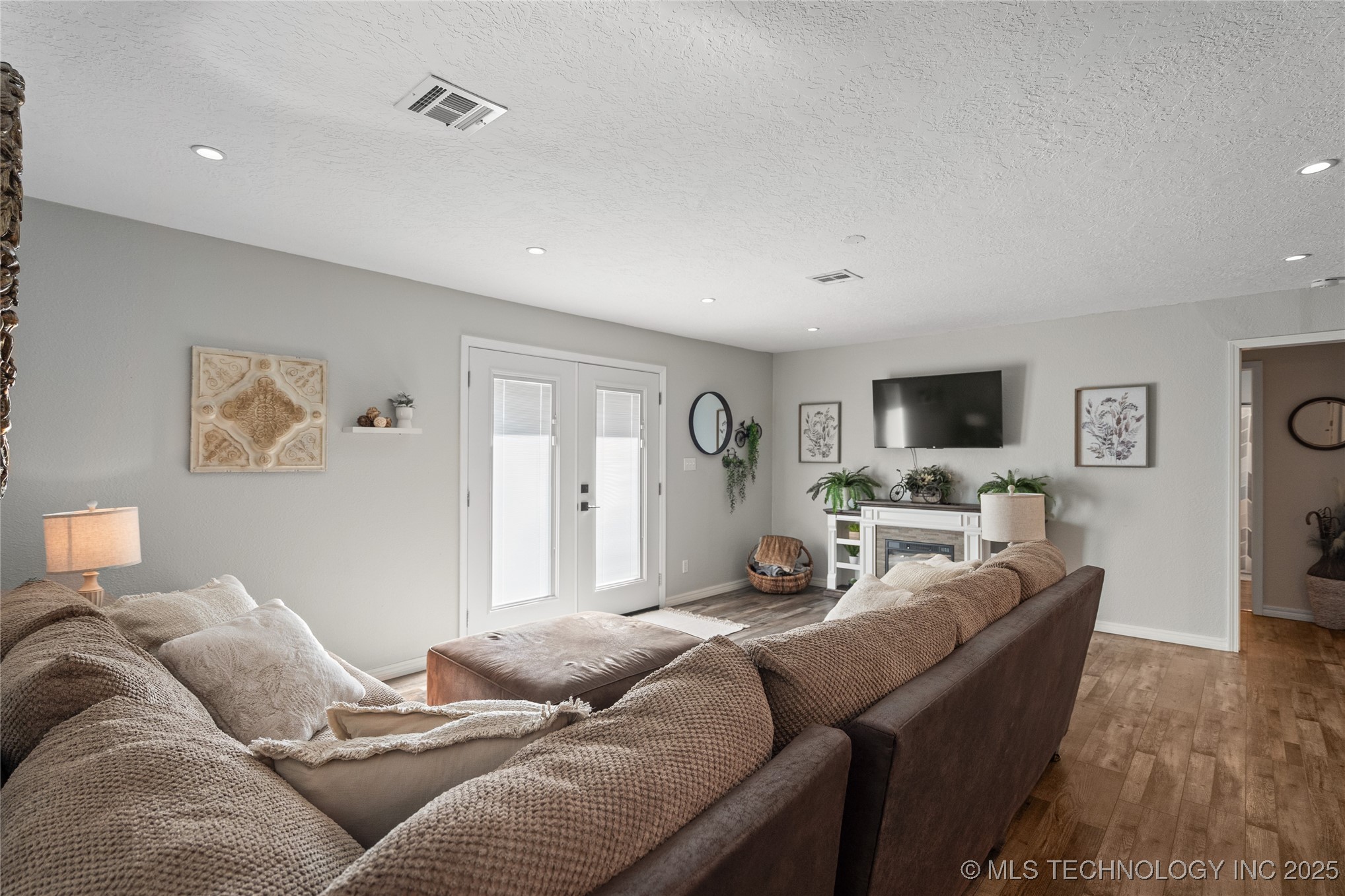 3133 Chickasaw Trail Property Photo 4