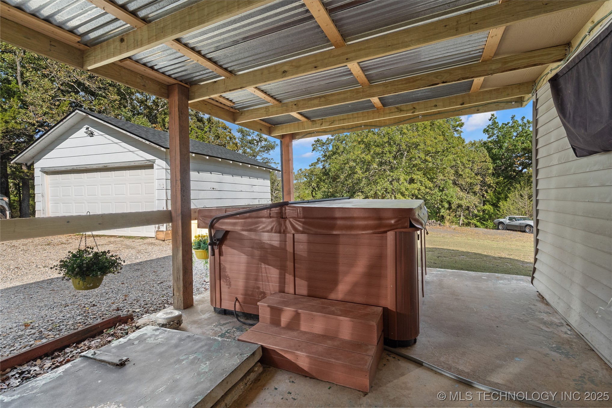 3133 Chickasaw Trail Property Photo 25