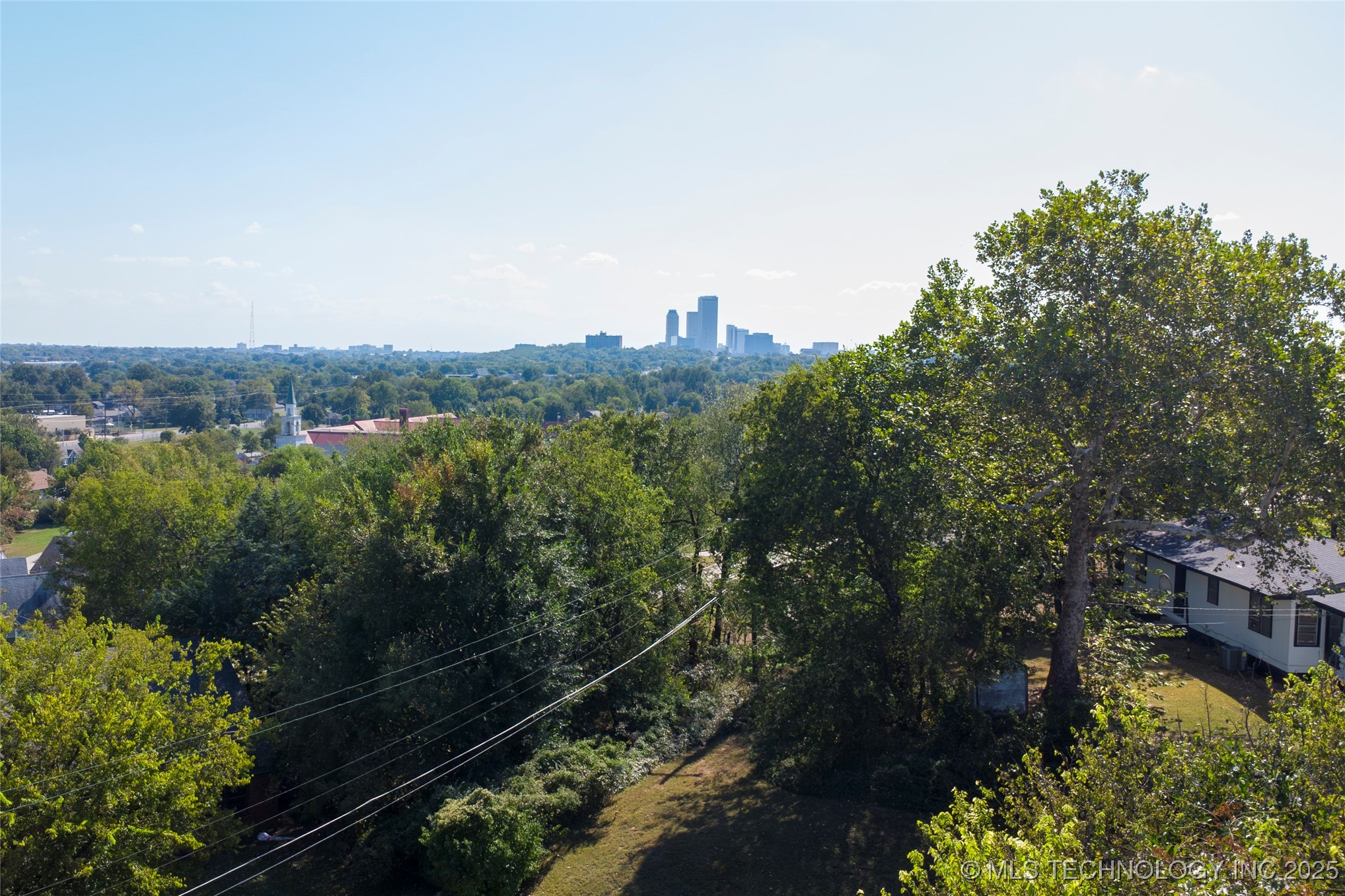 2225 N Main Street Property Photo 21