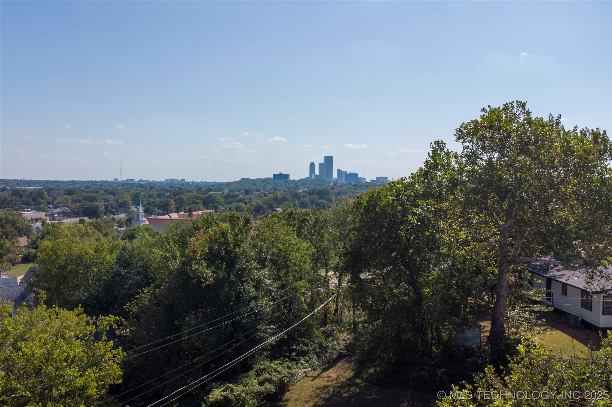 2225 N Main Street Property Photo 22