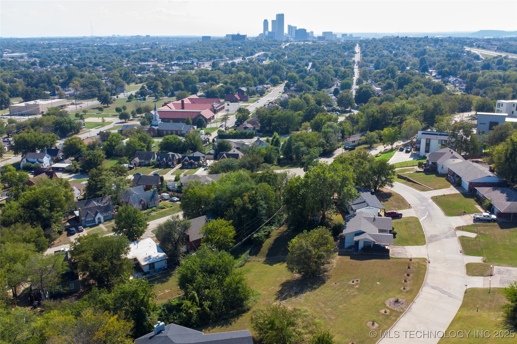 2225 N Main Street Property Photo 26