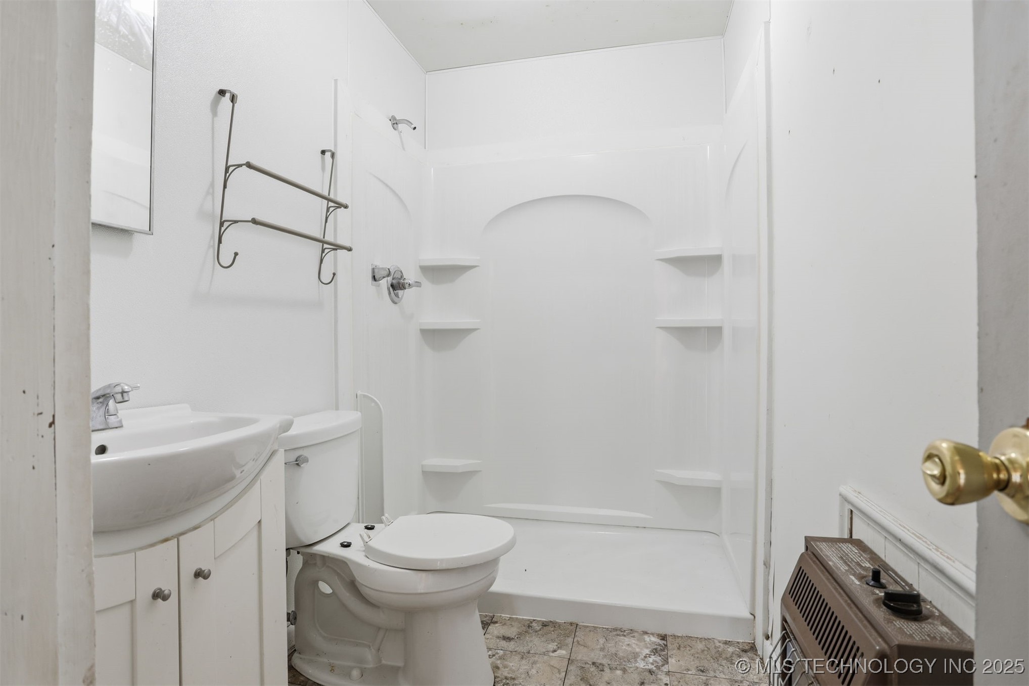 103 W 20th Street Property Photo 20