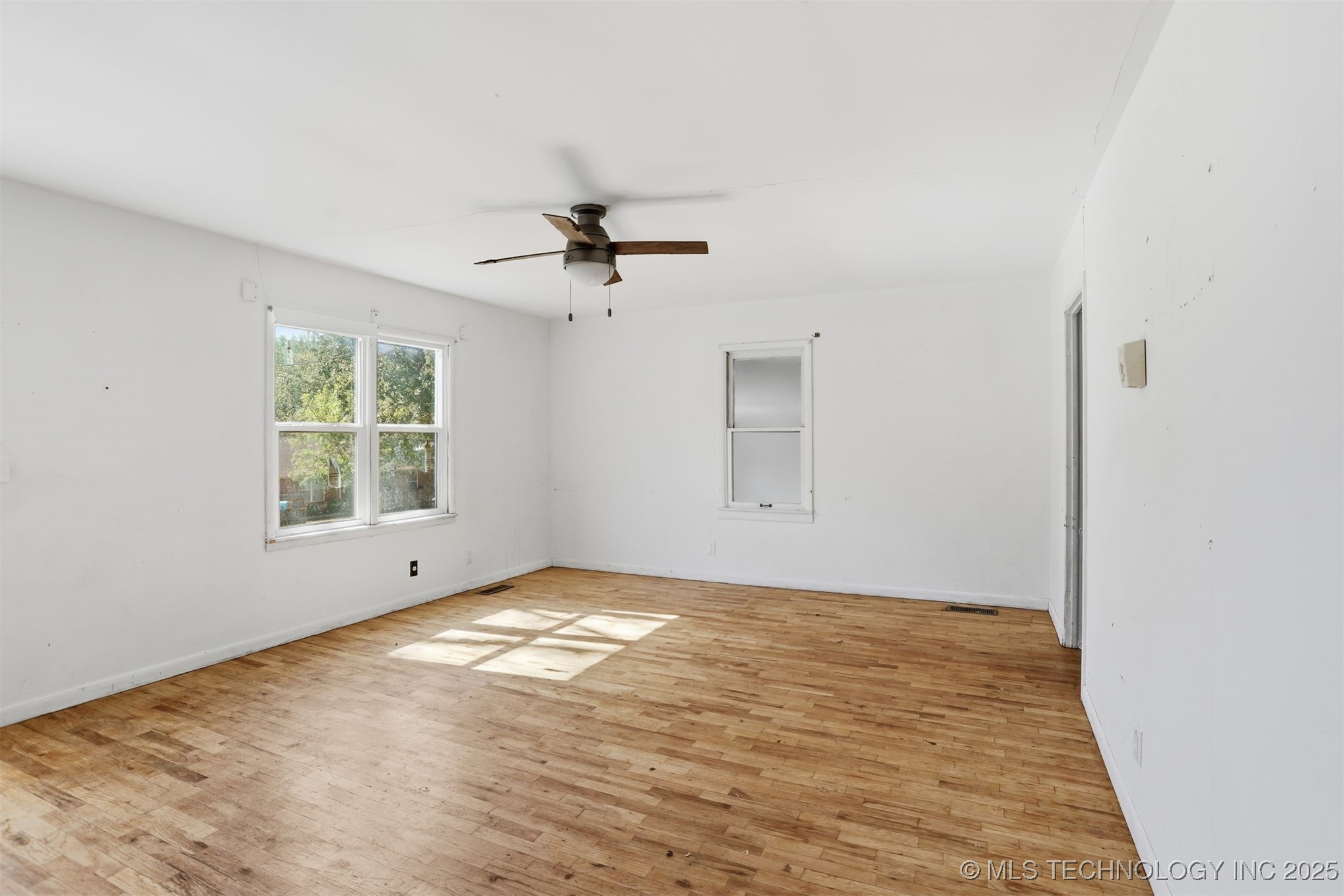 103 W 20th Street Property Photo 21