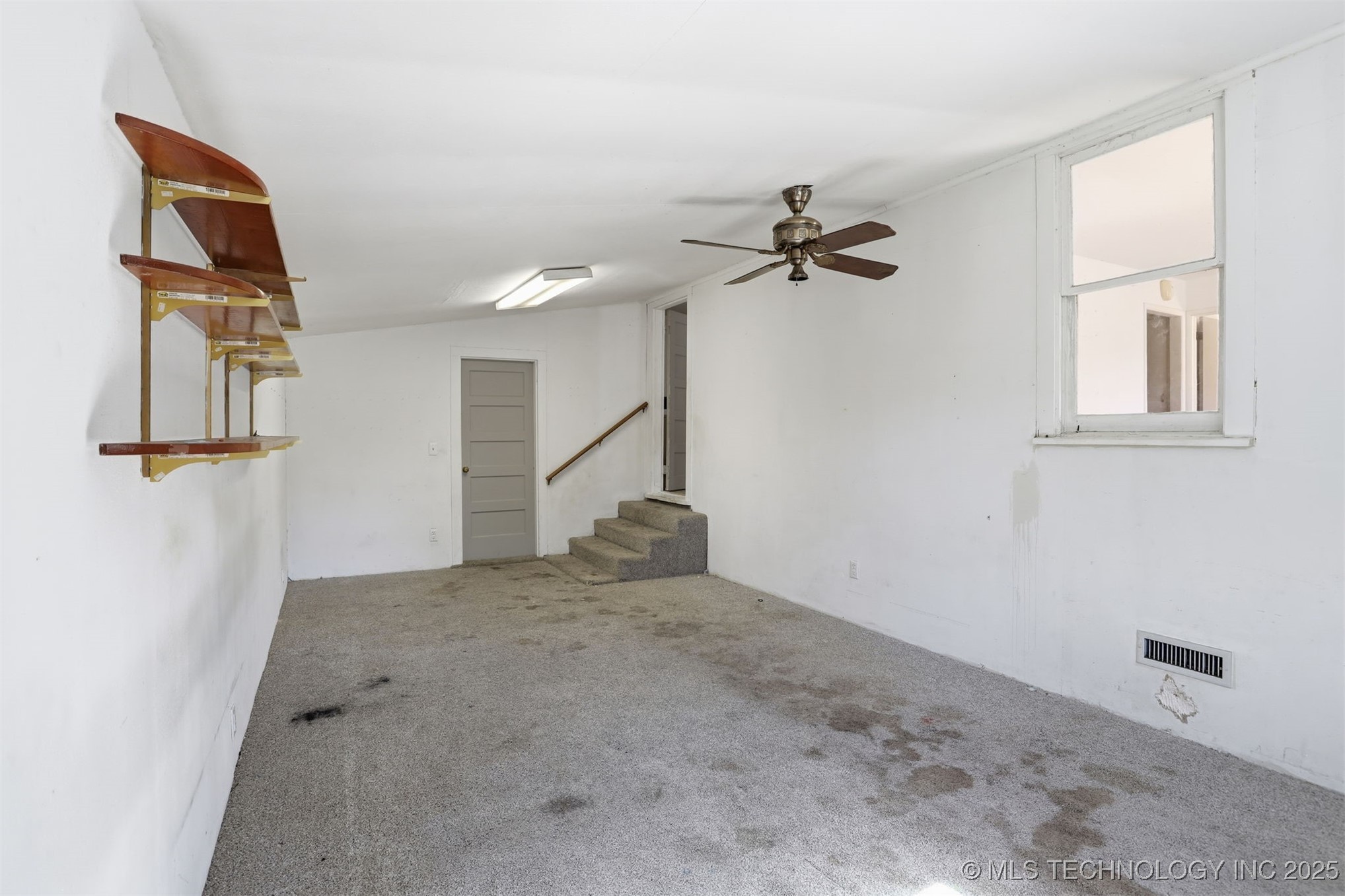 103 W 20th Street Property Photo 23