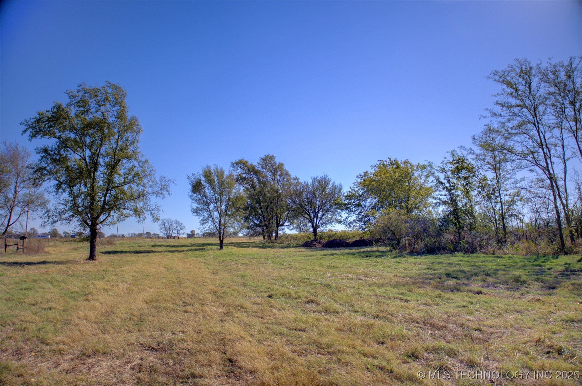 S Bixby Road Property Photo 6