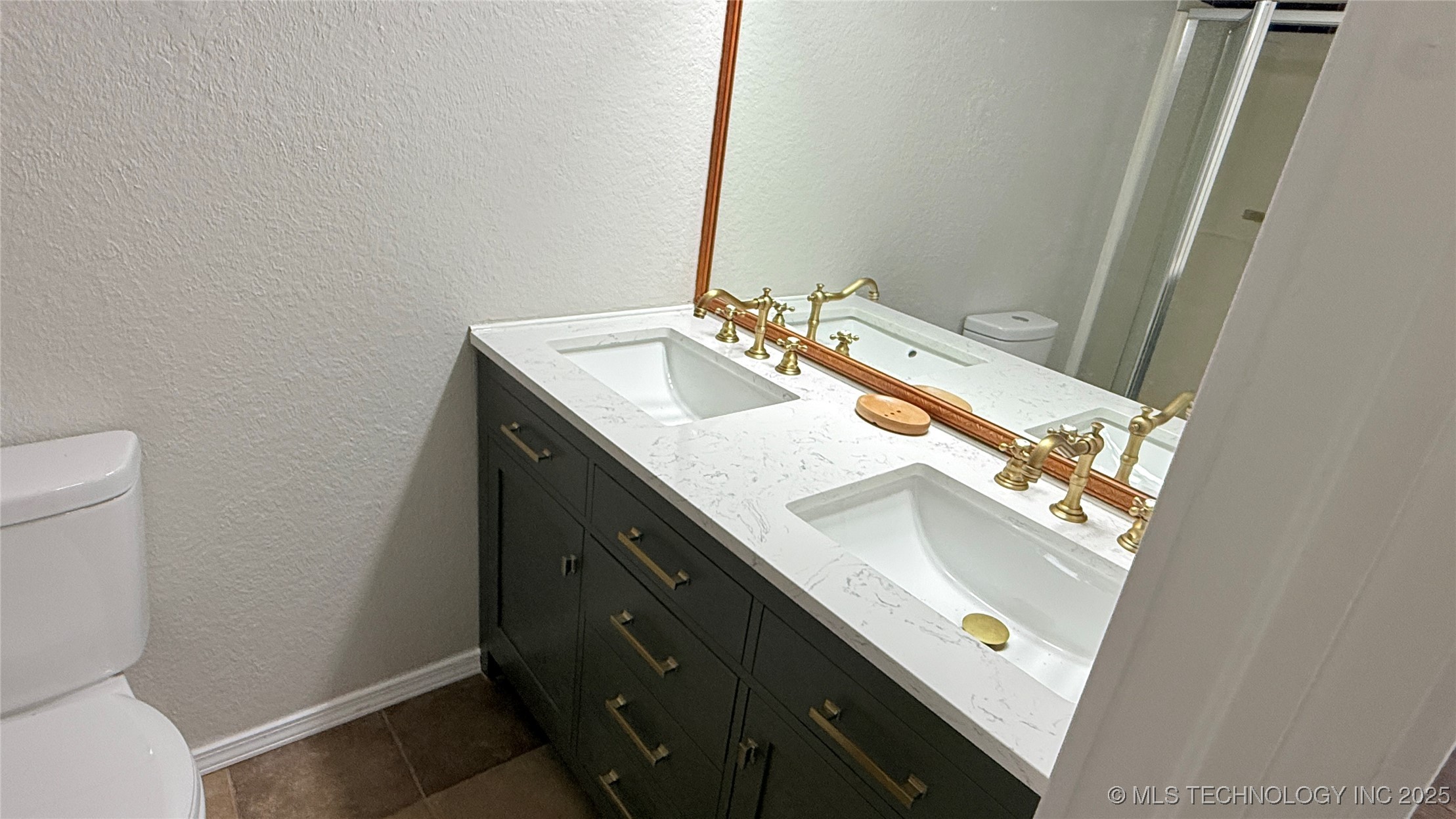 16420 E 3rd Street Property Photo 6