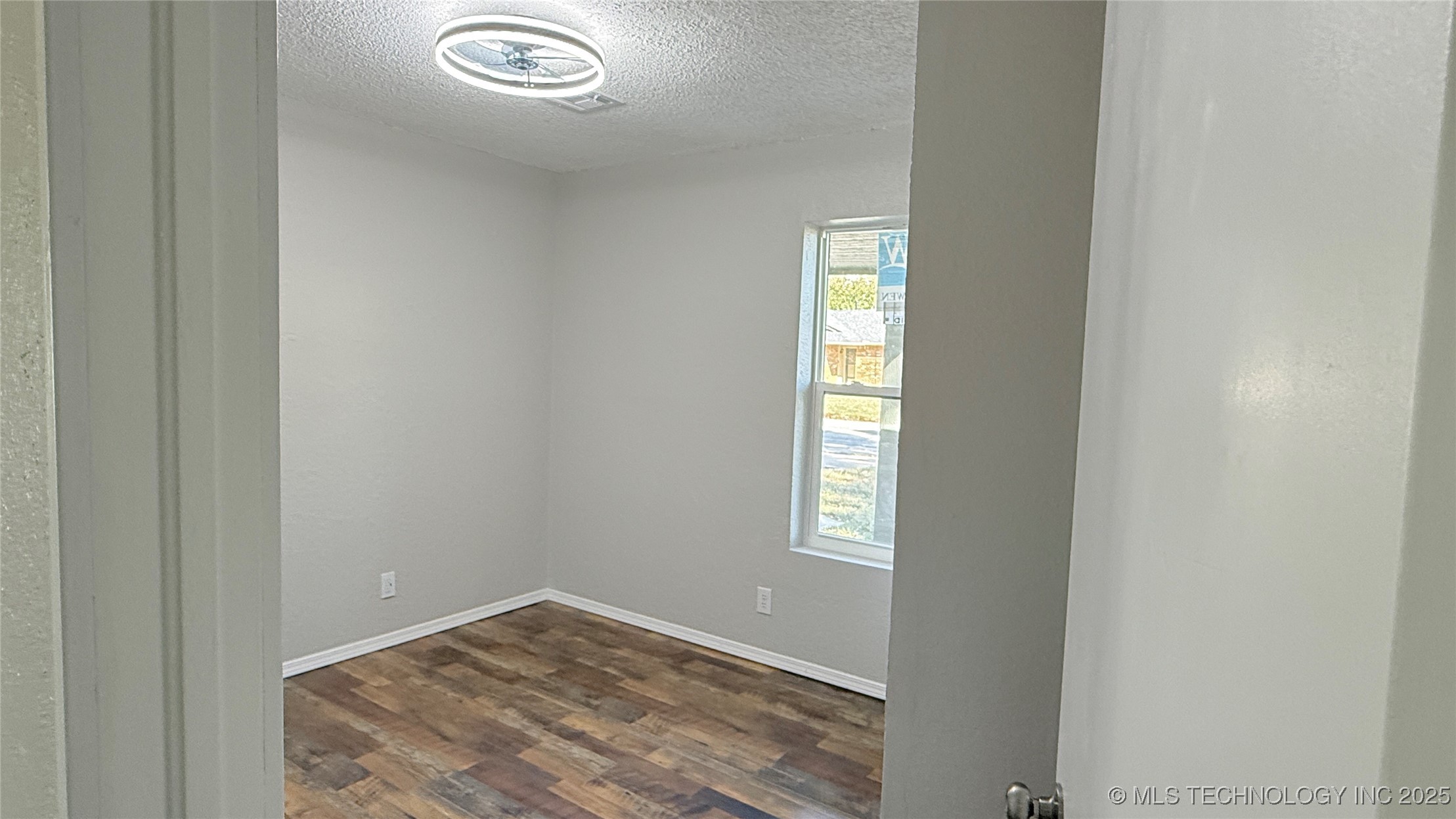 16420 E 3rd Street Property Photo 9