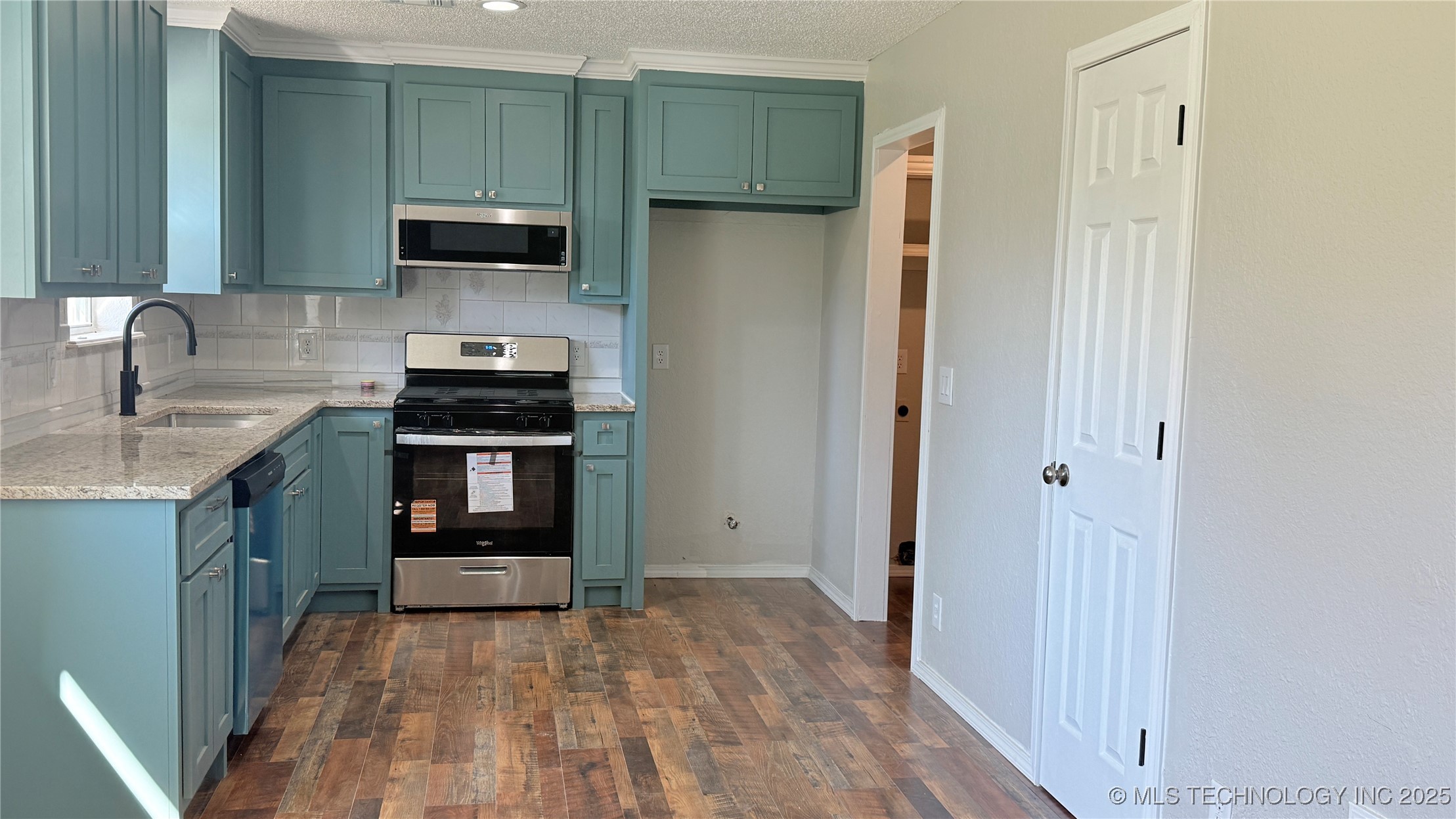 16420 E 3rd Street Property Photo 12