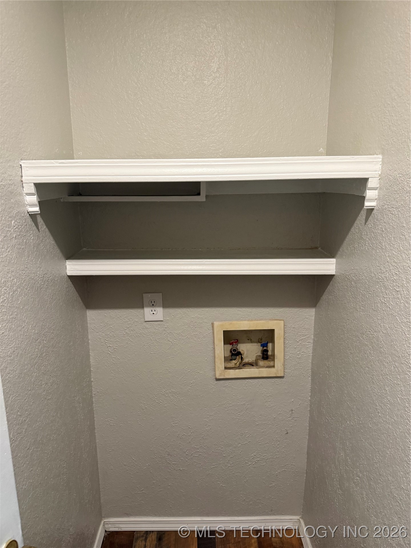 16420 E 3rd Street Property Photo 16