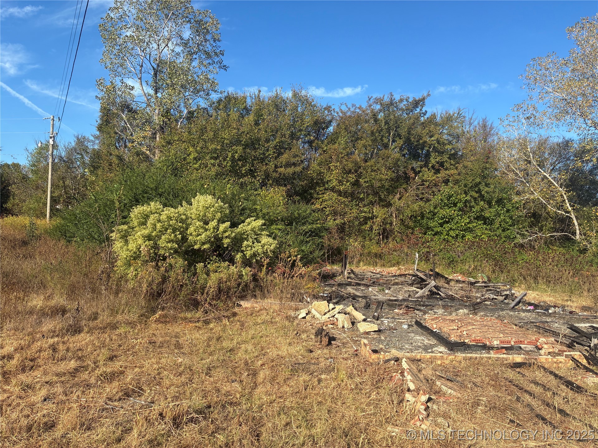 422773 A Street Property Photo 3